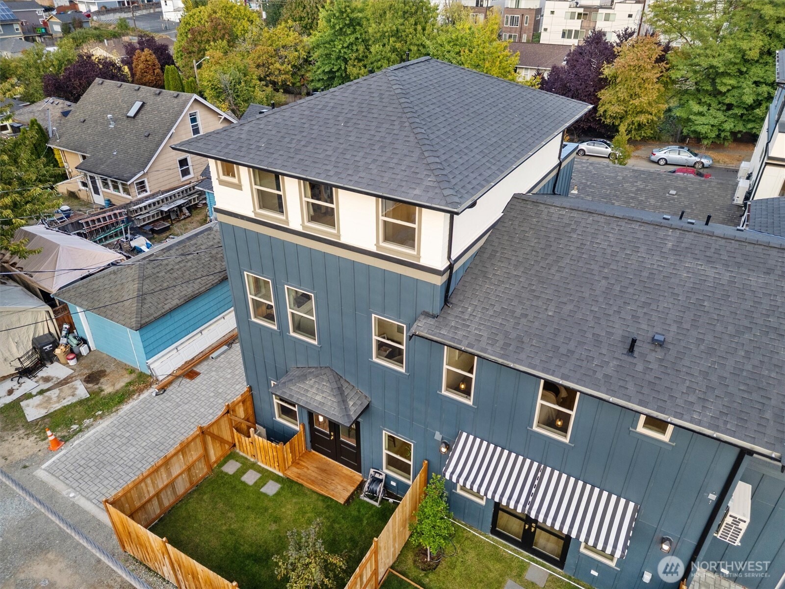 5033 25th Avenue SW Unit: A