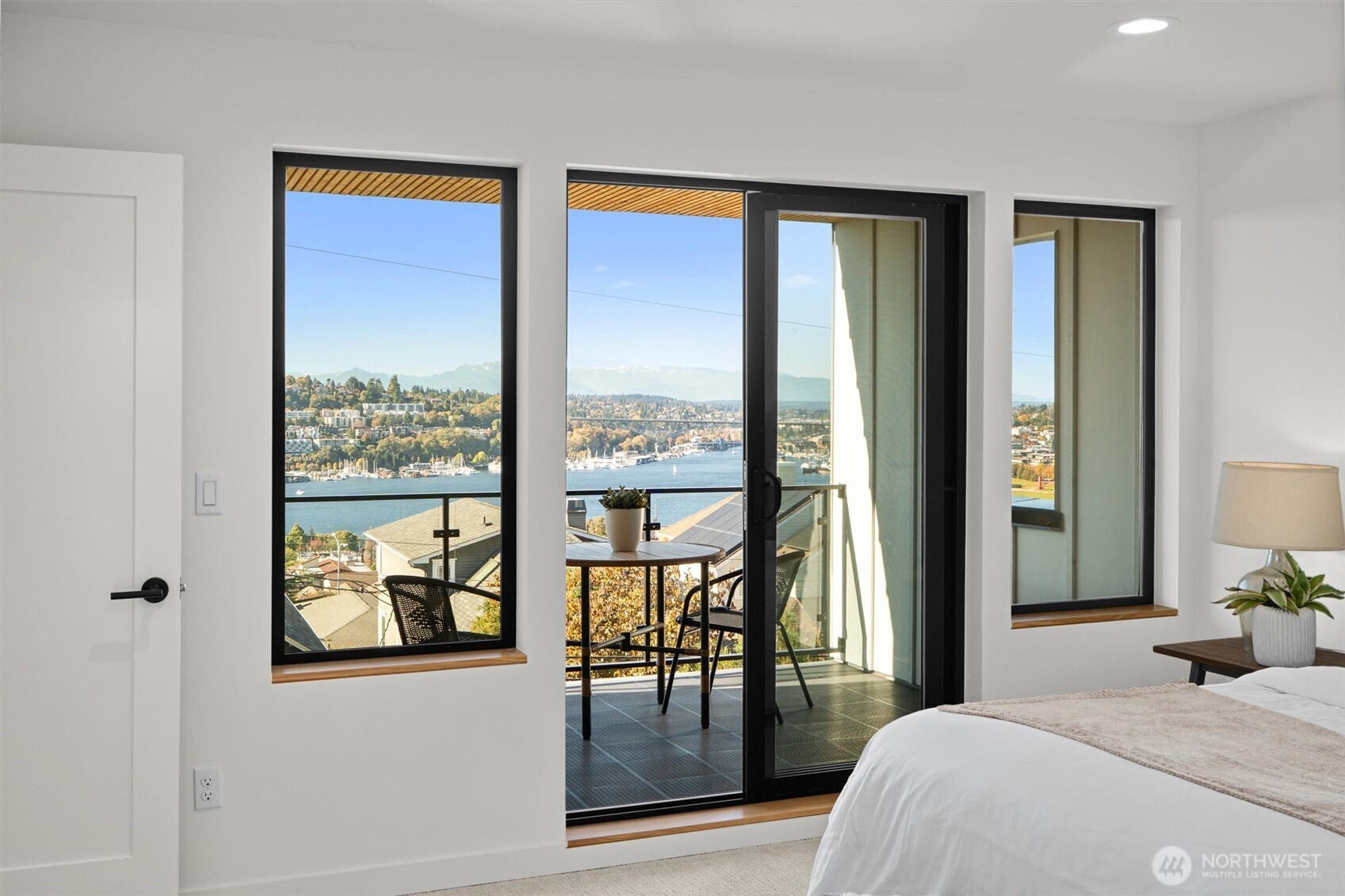 2214 Broadway E Unit: A