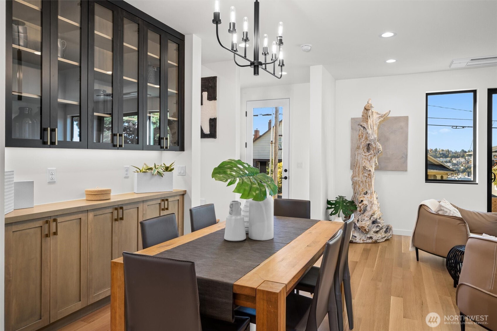 2214 Broadway E Unit: A