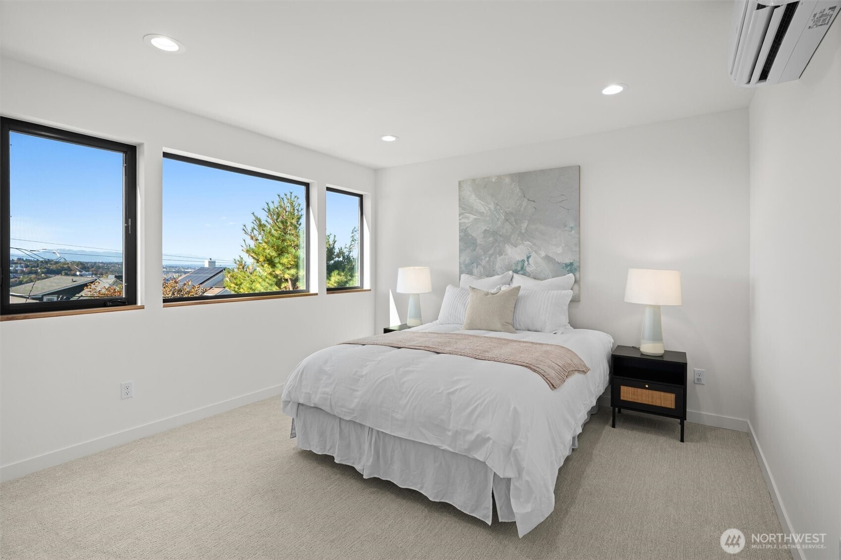 2214 Broadway E Unit: A