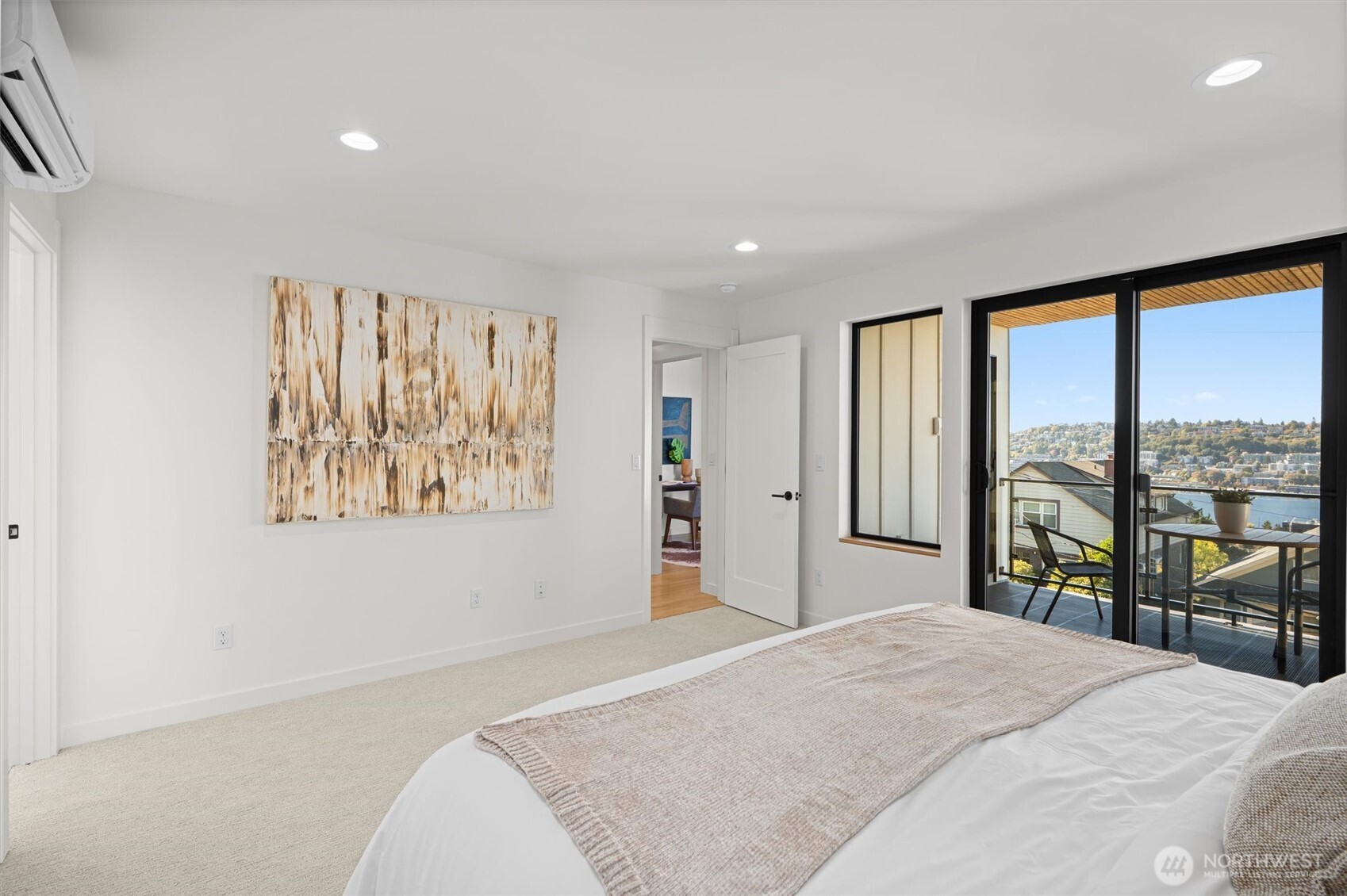 2214 Broadway E Unit: A