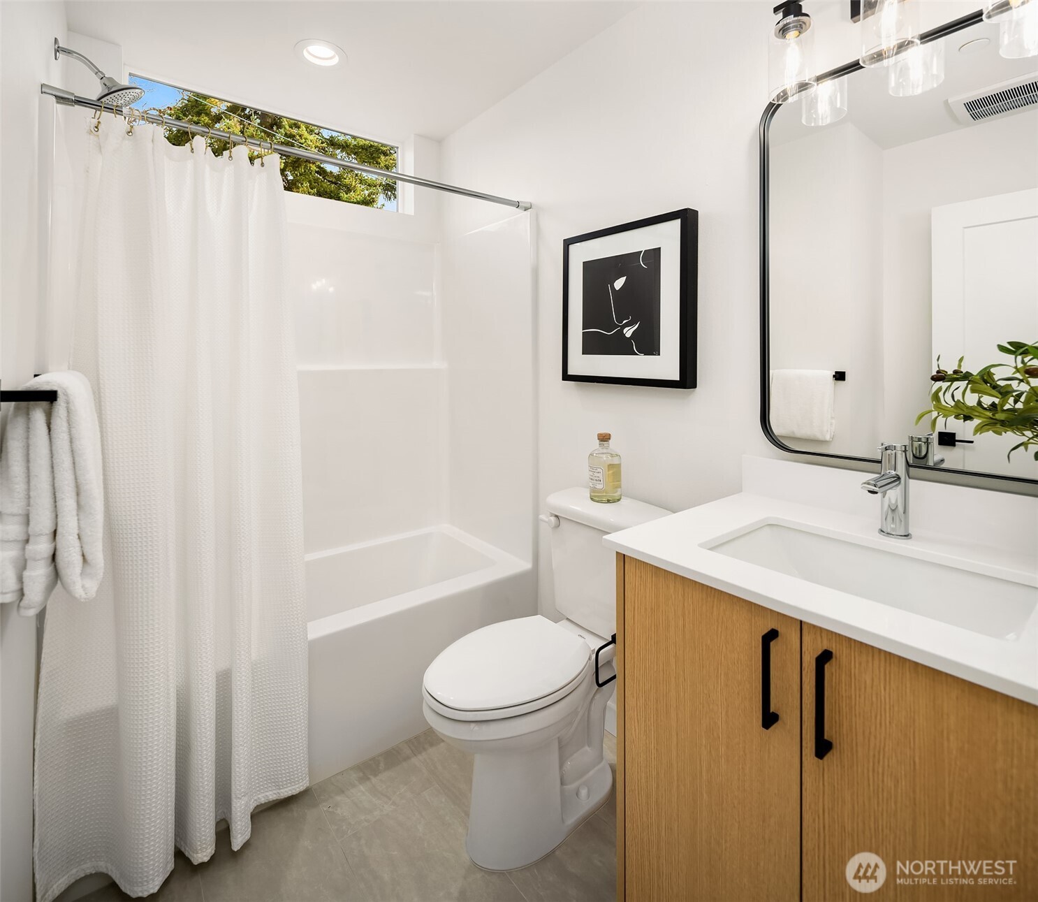 18013 2nd Avenue NE Unit: C