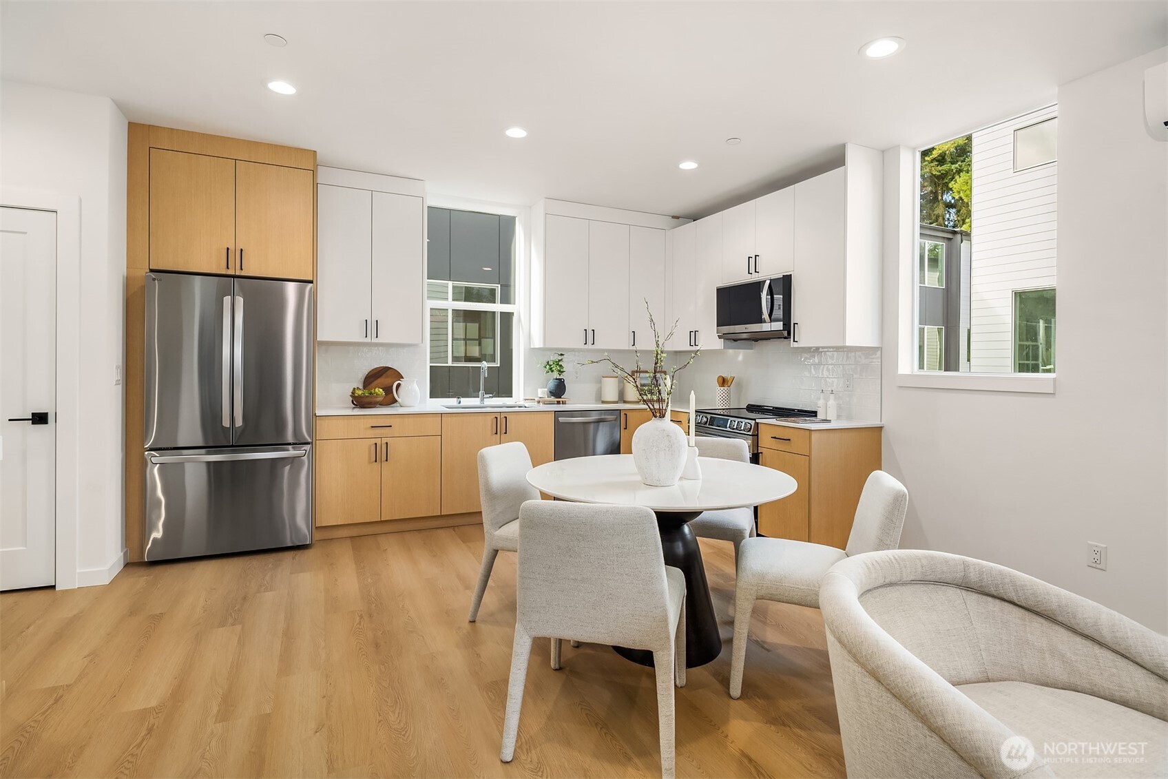 18013 2nd Avenue NE Unit: B