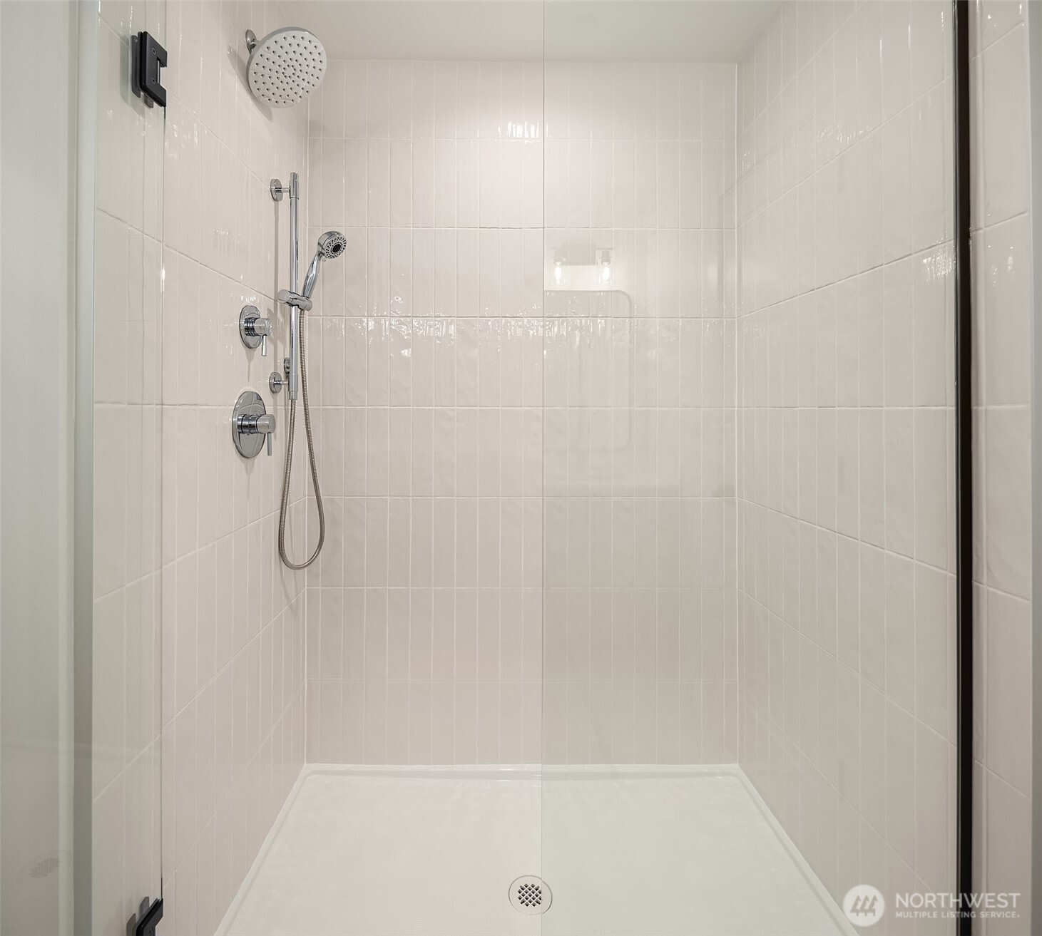 18015 2nd Avenue NE Unit: A