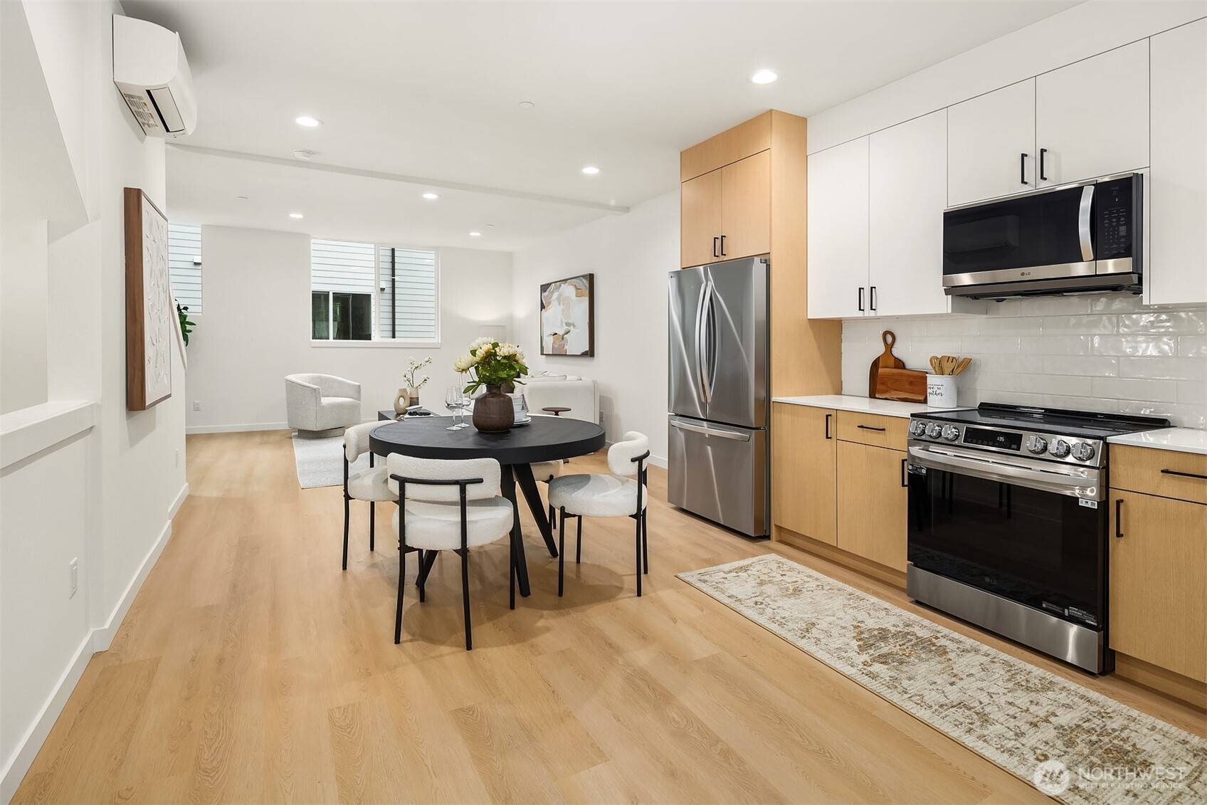 18015 2nd Avenue NE Unit: A