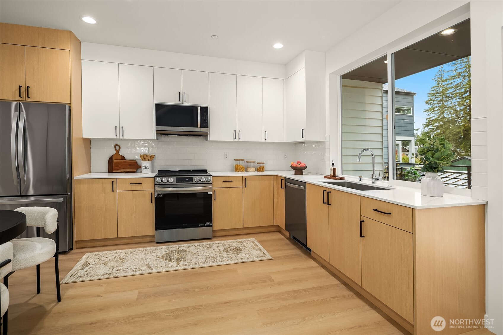 18015 2nd Avenue NE Unit: A