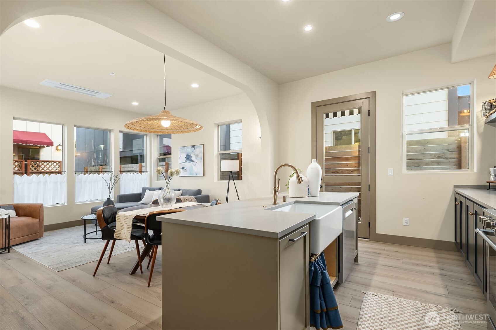 5033 25th Avenue SW Unit: C