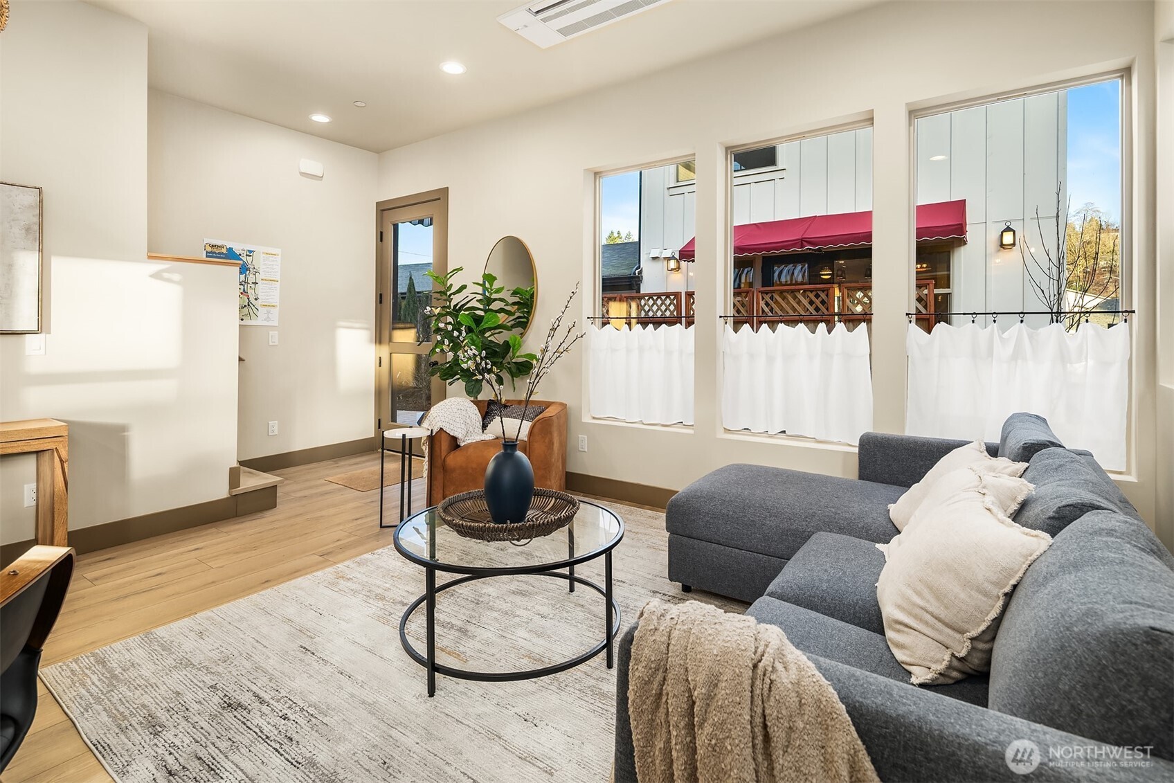 5033 25th Avenue SW Unit: C