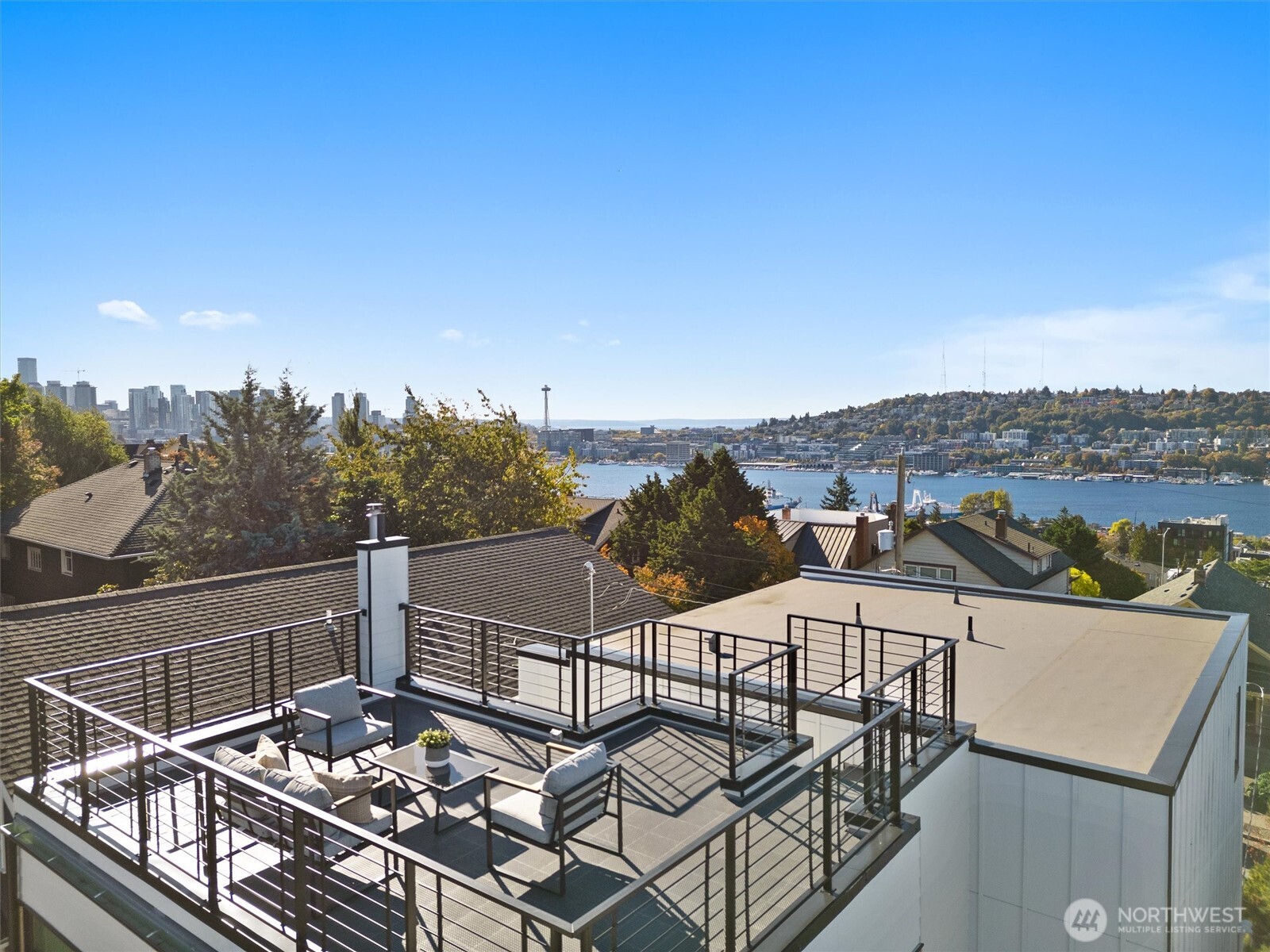 2214 Broadway E Unit: B