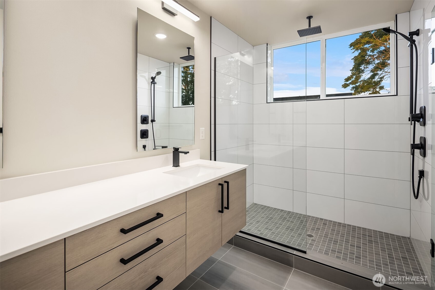 1319 14th Avenue Unit: B