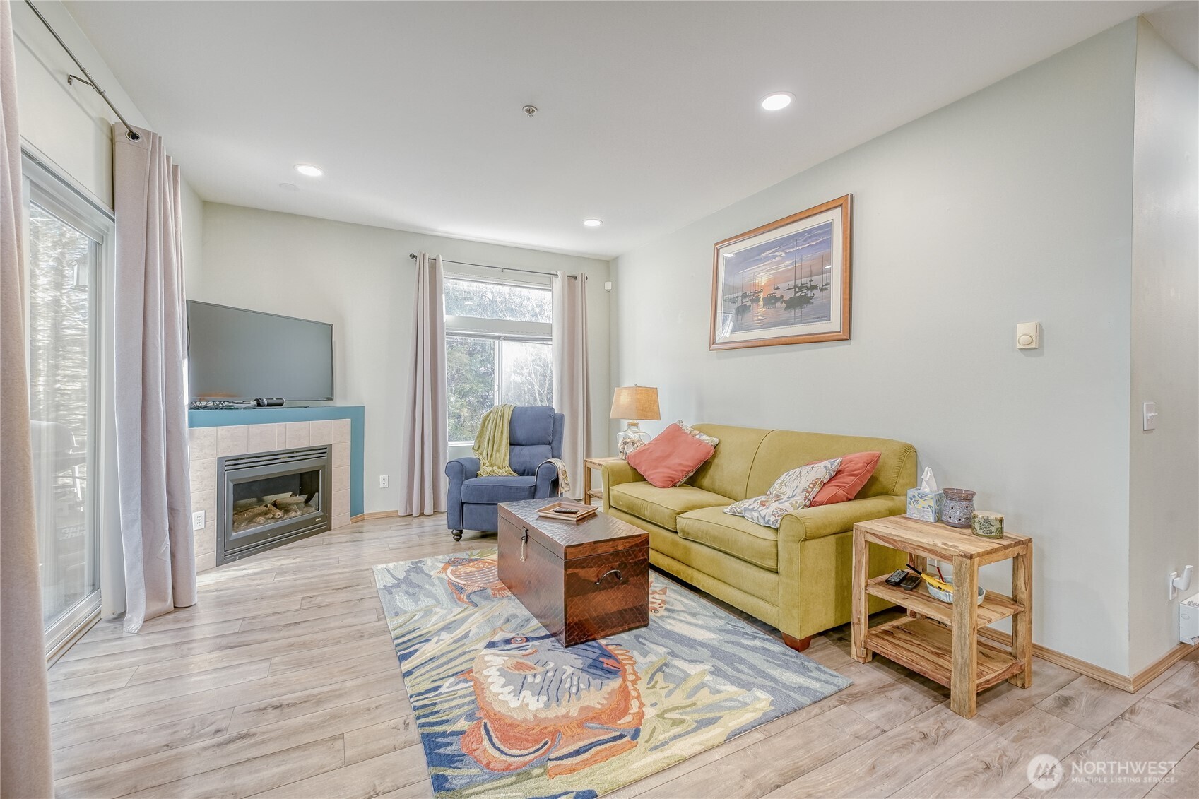 22212 42nd Avenue S Unit: 101