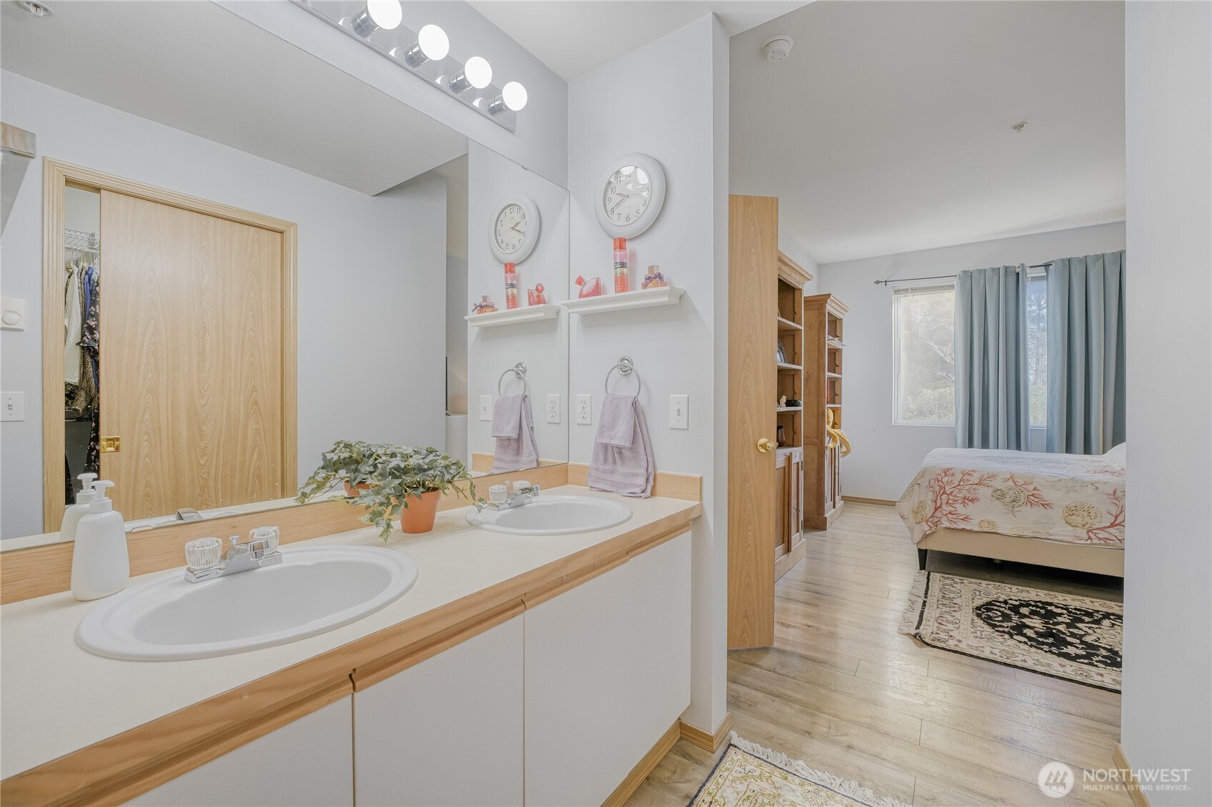 22212 42nd Avenue S Unit: 101