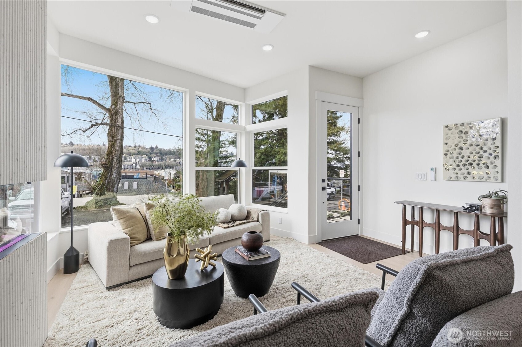 2010 Fairview Avenue E Unit: C