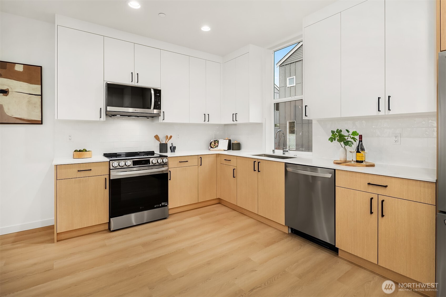 18011 2nd Avenue NE Unit: A