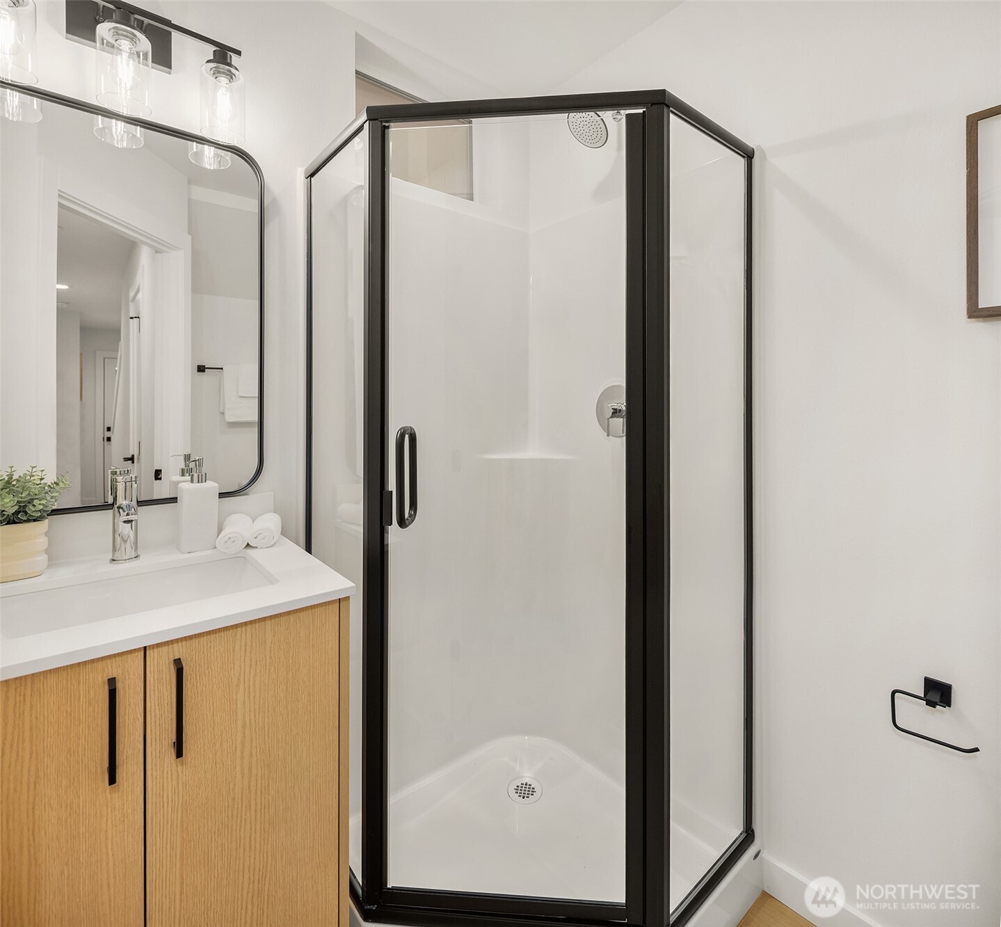 18011 2nd Avenue NE Unit: A