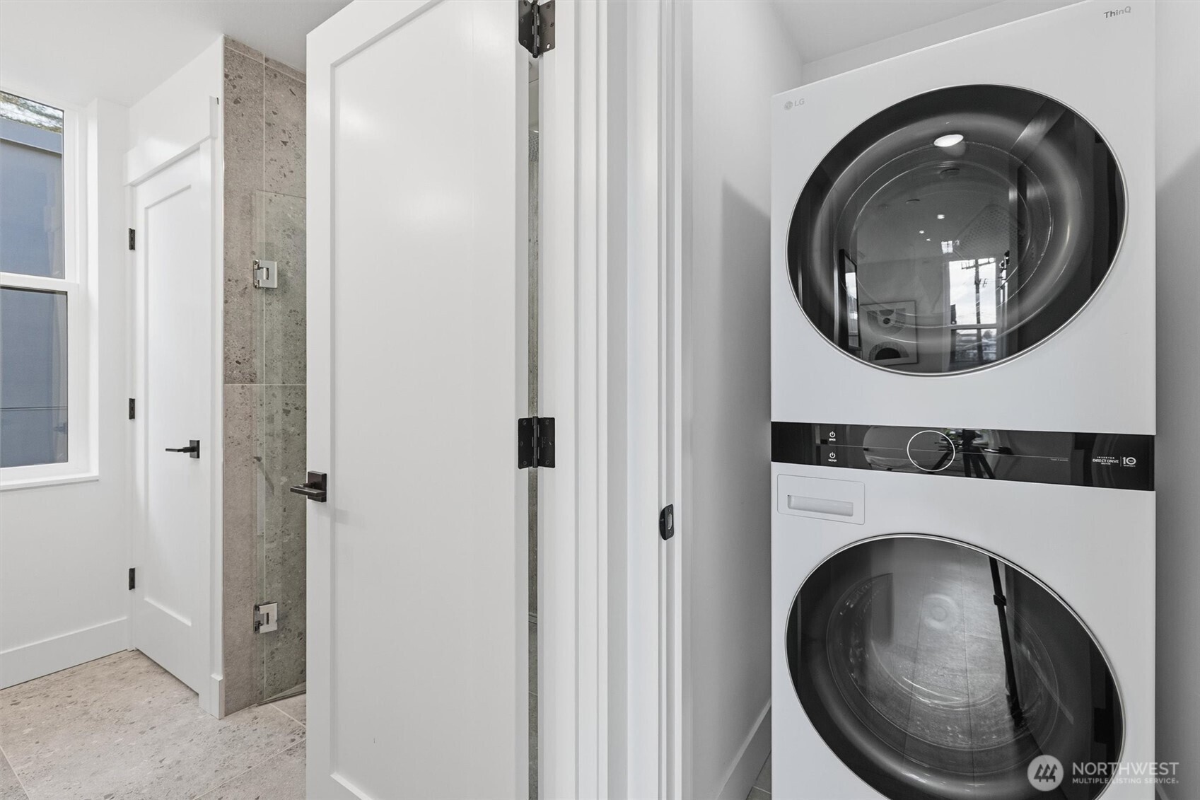 2012 Fairview Avenue E Unit: B