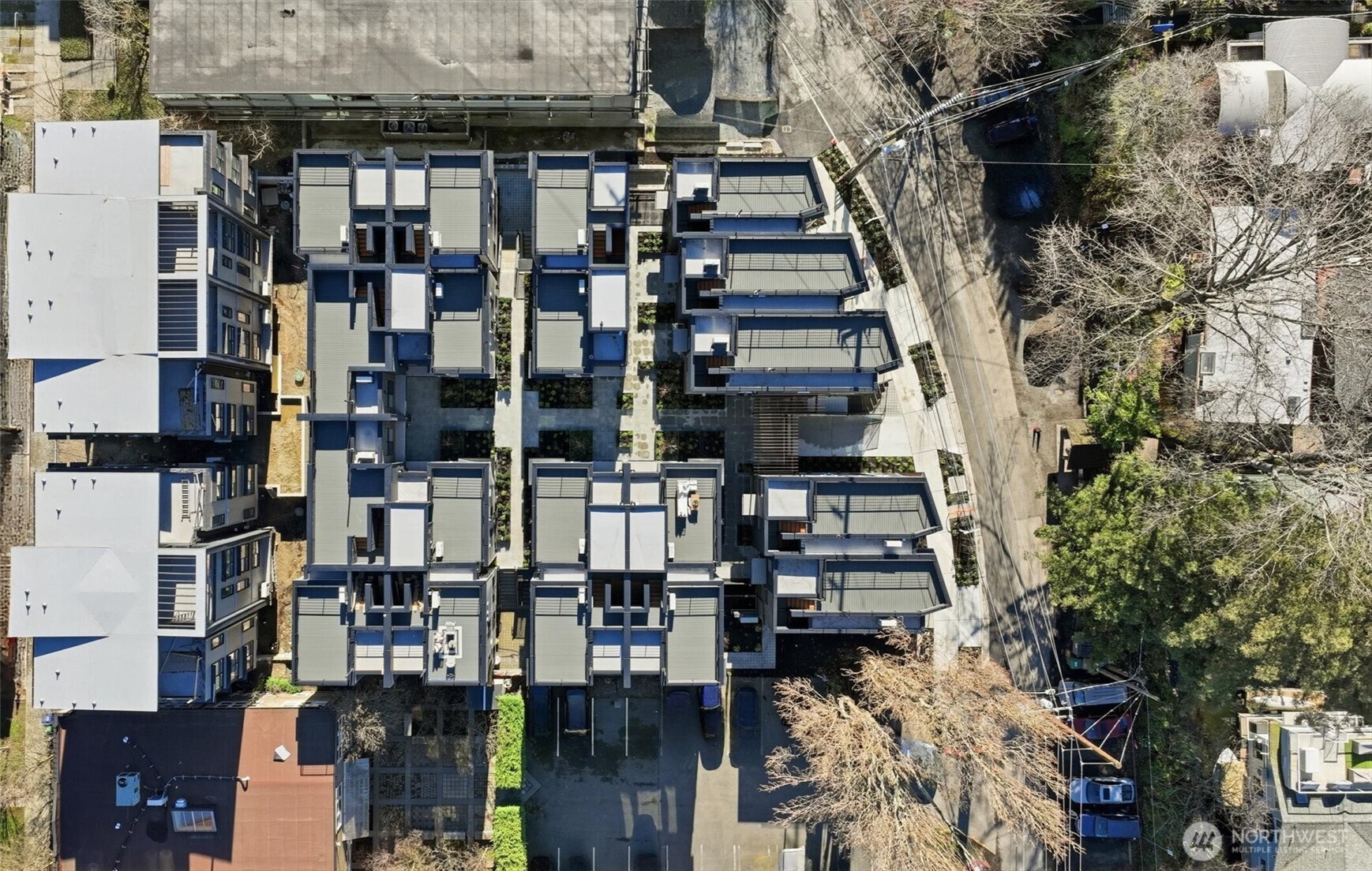 2012 Fairview Avenue E Unit: B