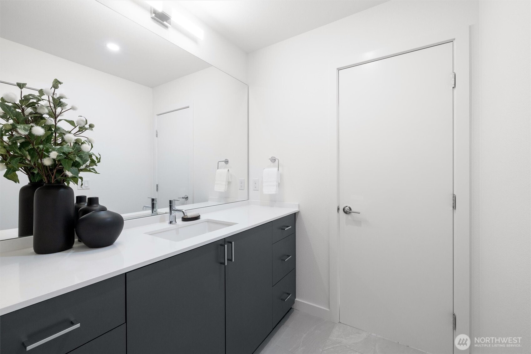 6608 Carleton Avenue S Unit: B