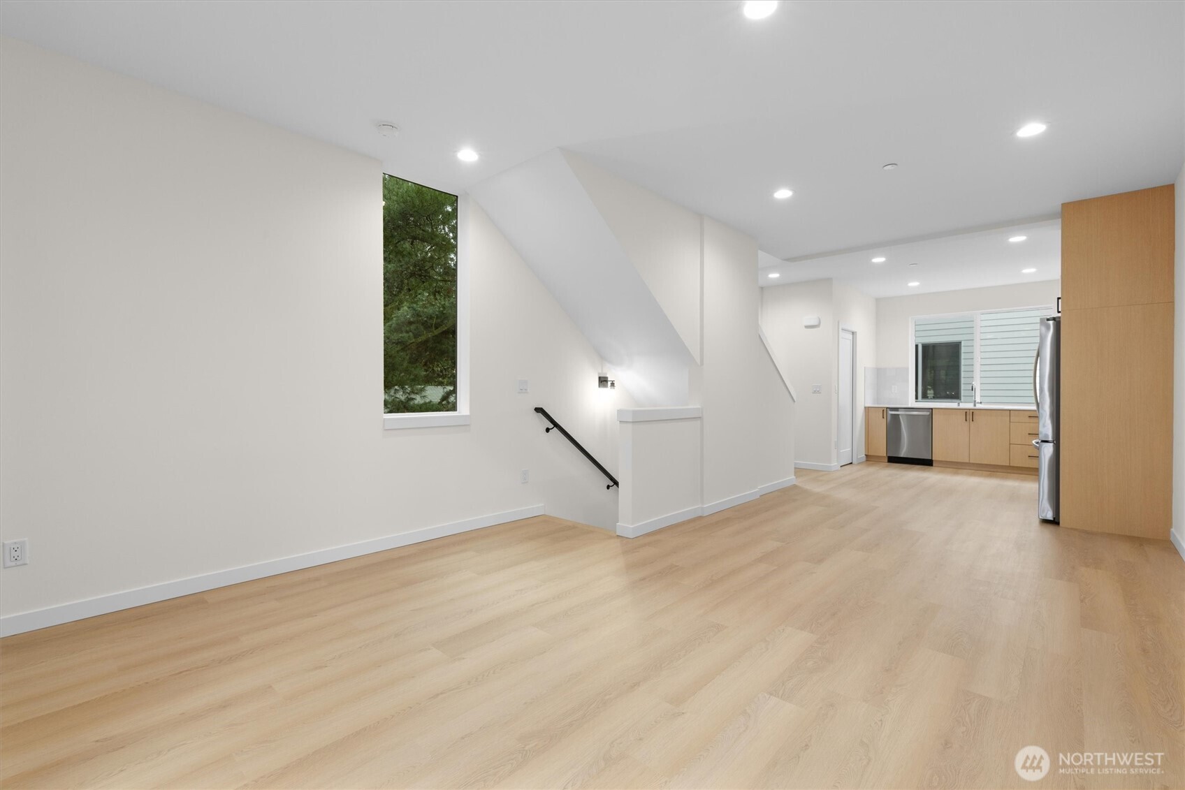 18015 2nd Avenue NE Unit: C