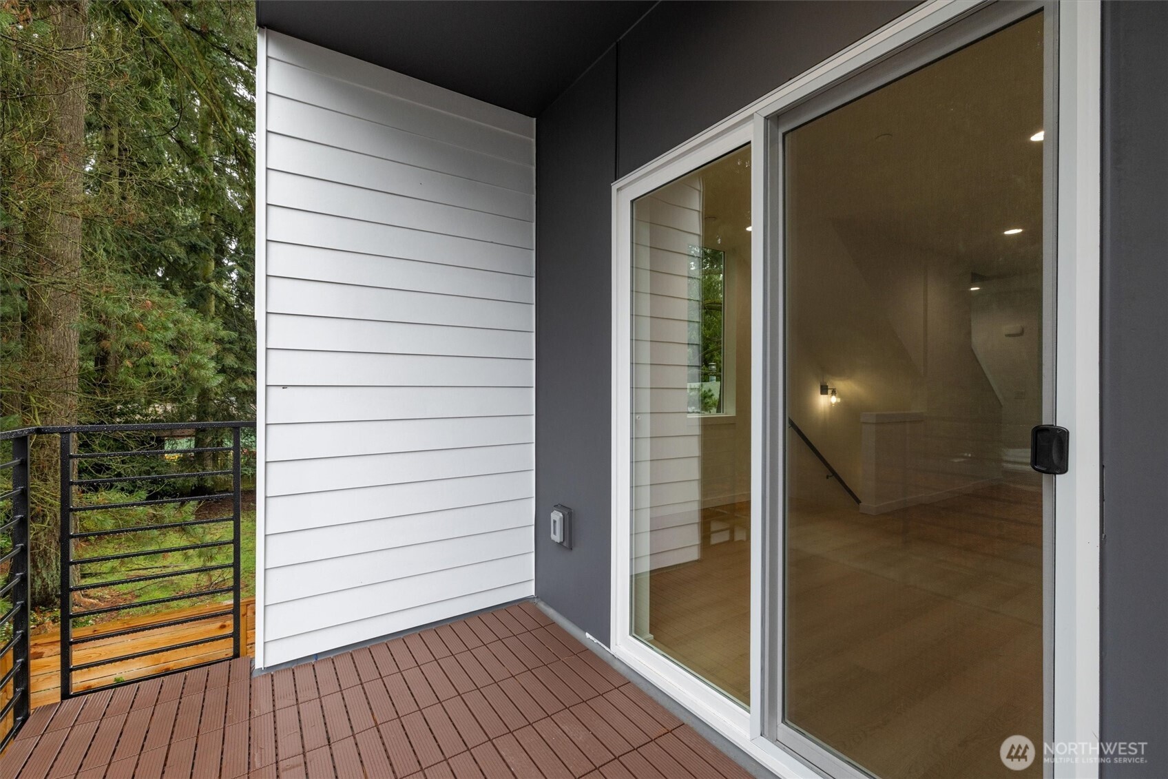 18015 2nd Avenue NE Unit: C