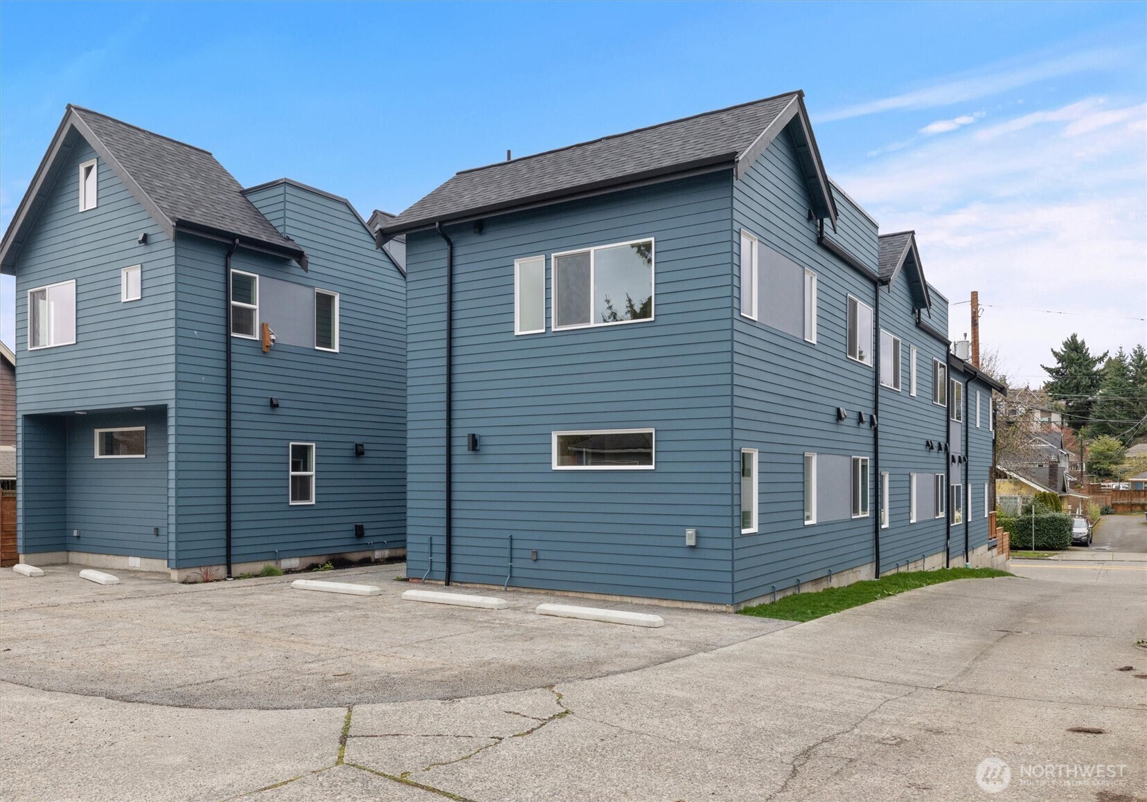 1409 Martin Luther King Jr Way