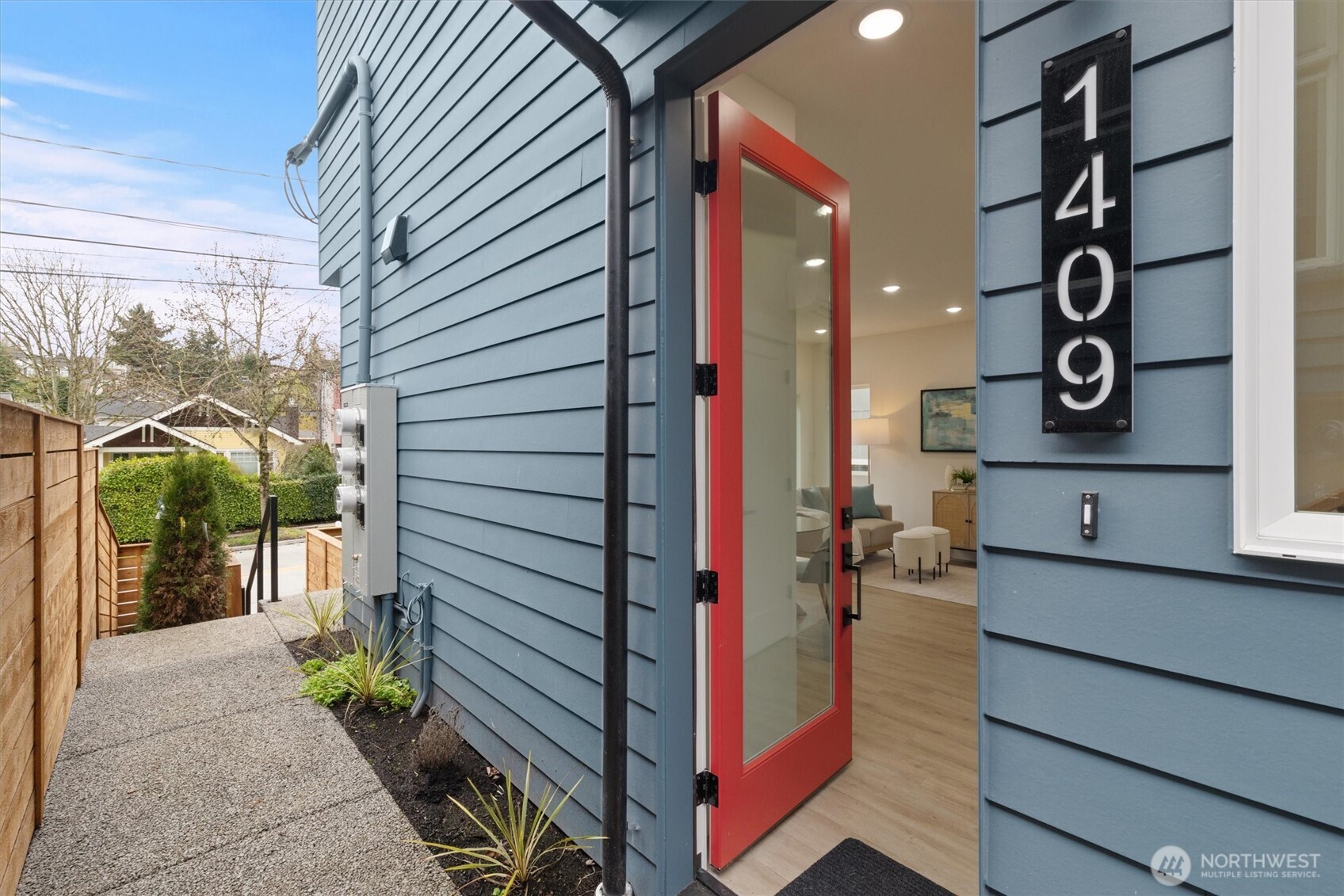 1409 Martin Luther King Jr Way