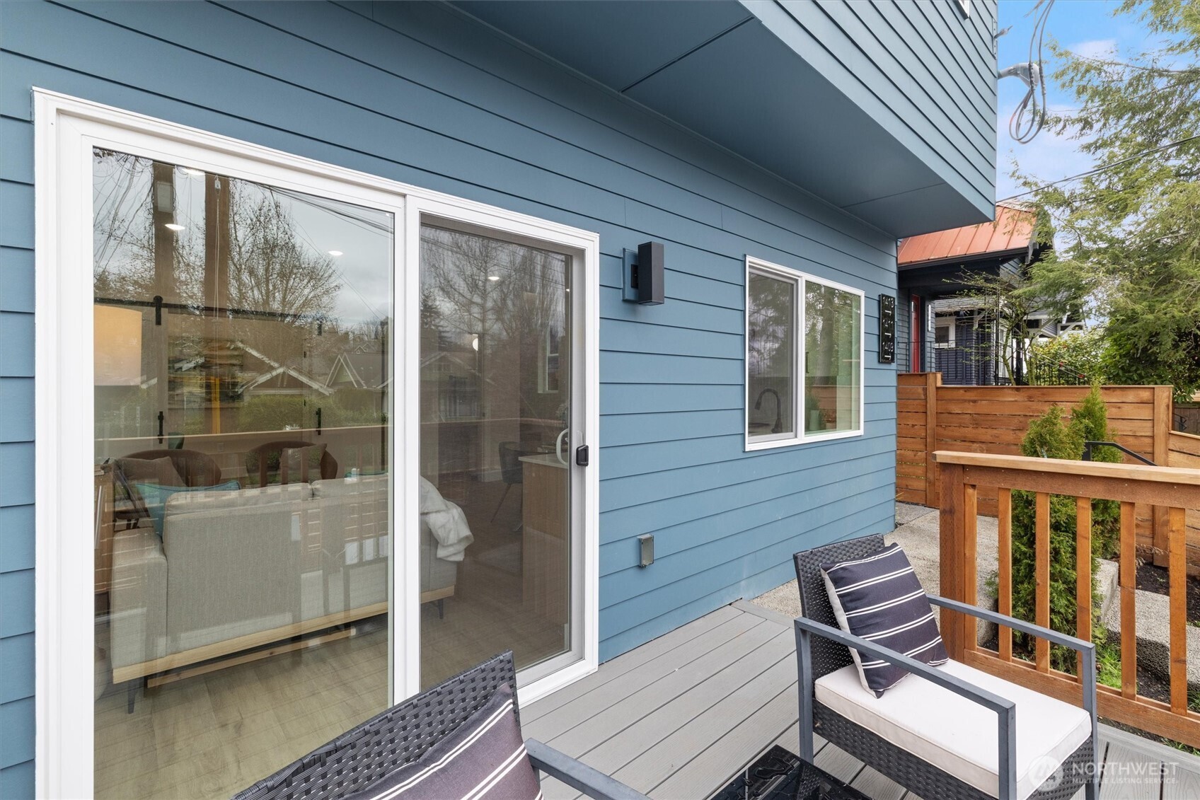 1409 Martin Luther King Jr Way