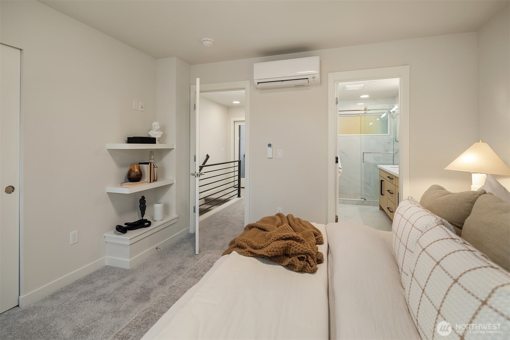 105 NW 39th Street Unit: D