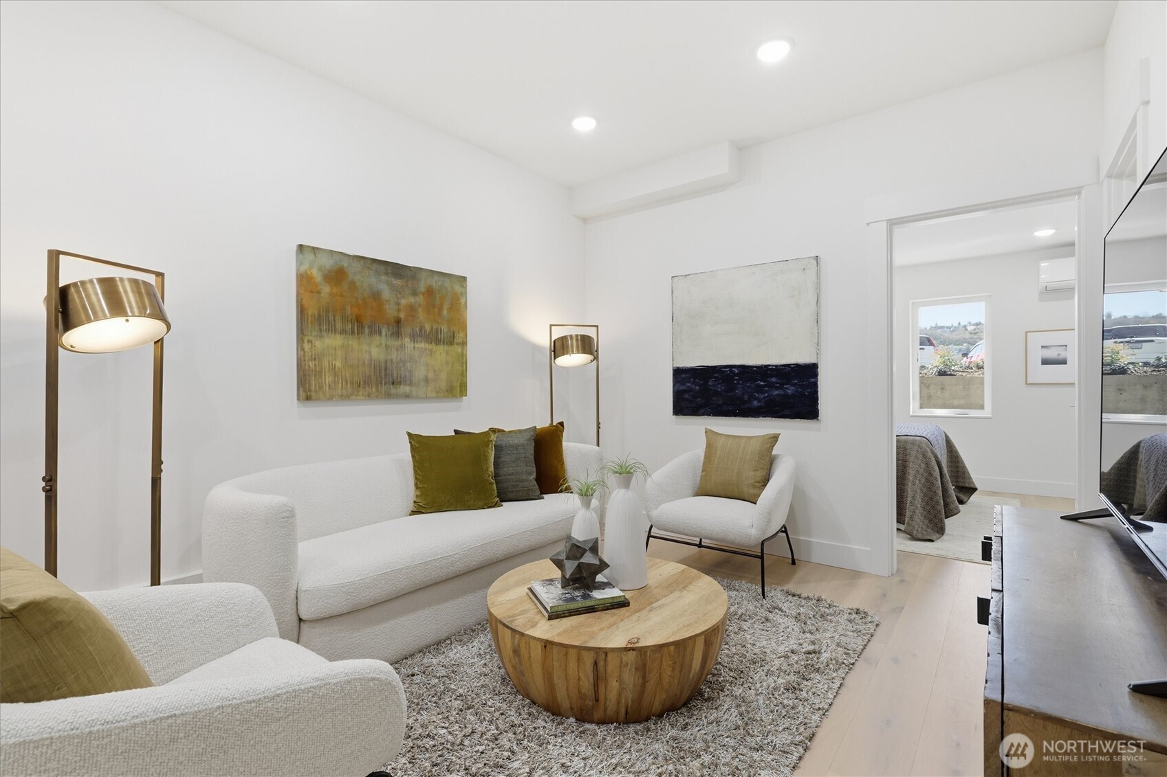 2010 Fairview Avenue E Unit: B