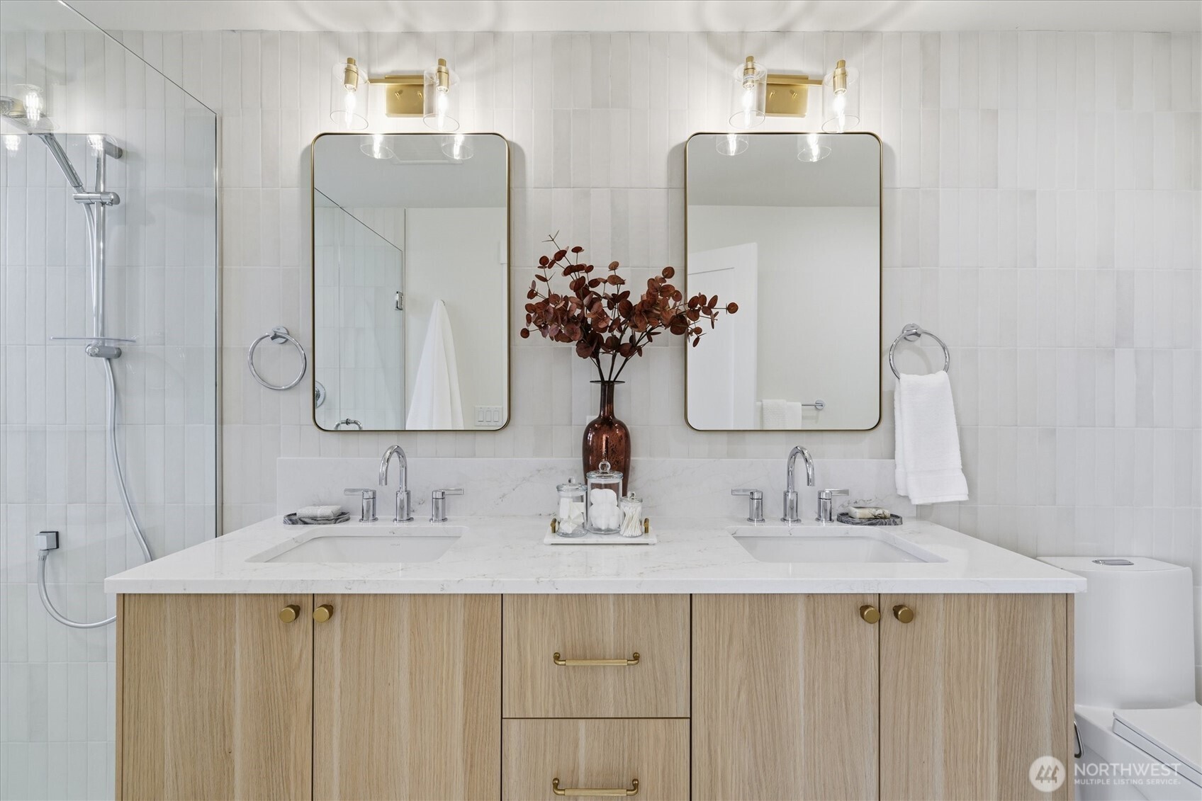 2010 Fairview Avenue E Unit: B