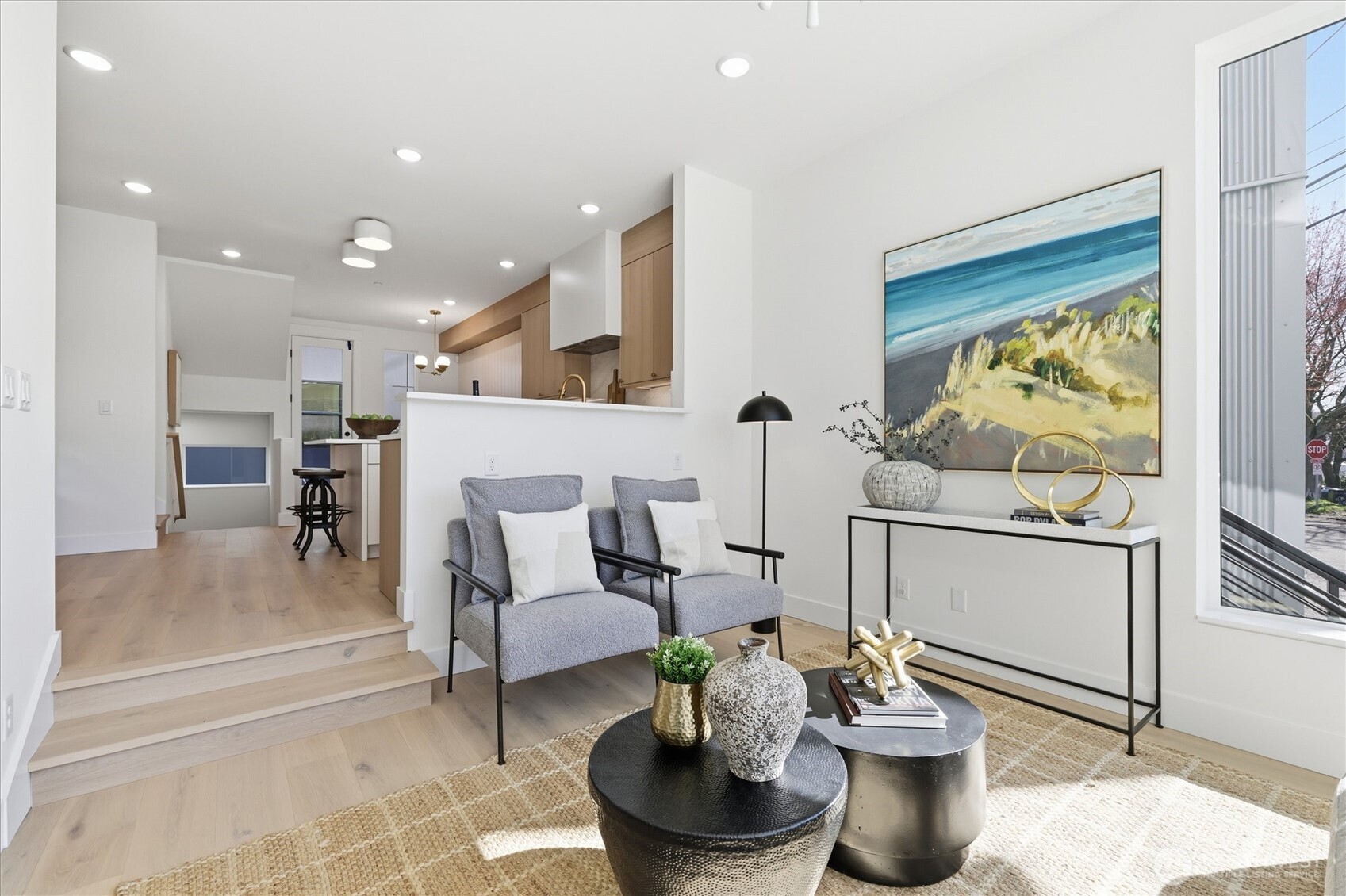 2010 Fairview Avenue E Unit: B