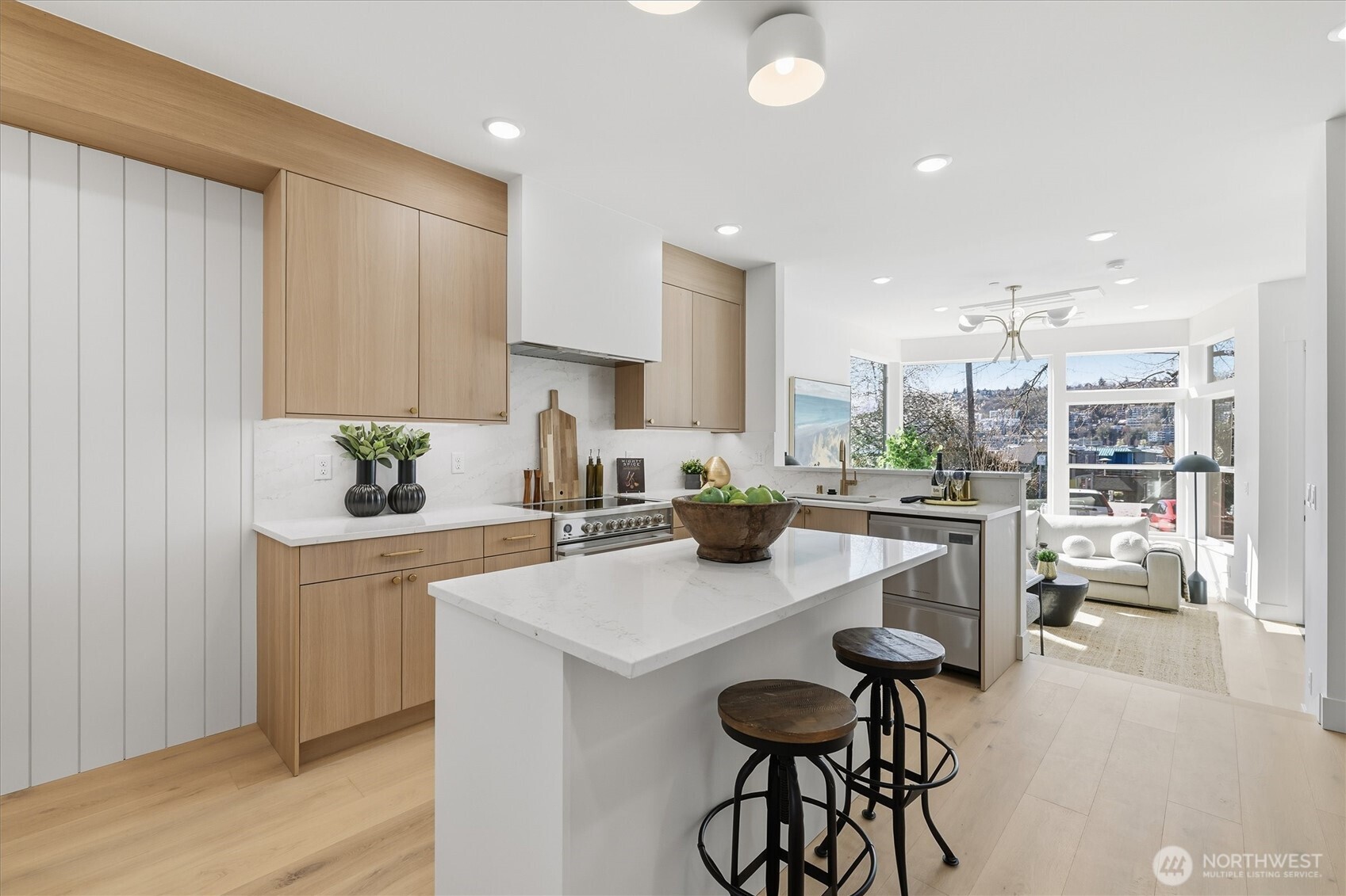 2010 Fairview Avenue E Unit: B