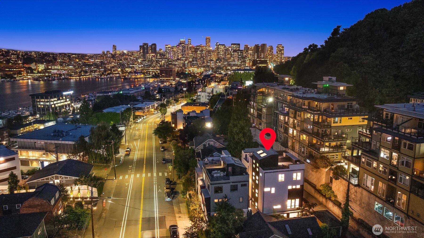 2011 Dexter Avenue N Unit: A