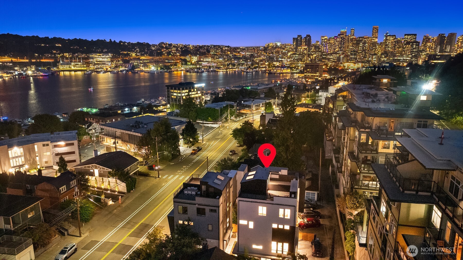 2011 Dexter Avenue N Unit: A