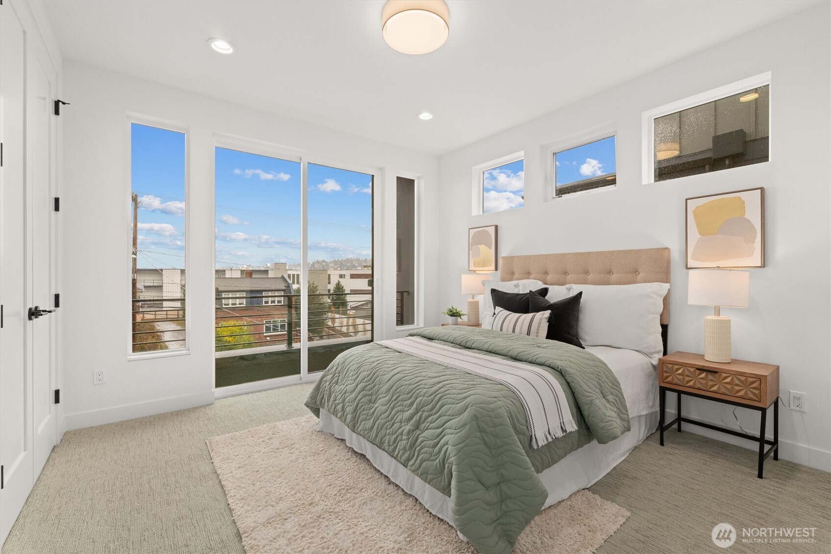 2011 Dexter Avenue N Unit: A