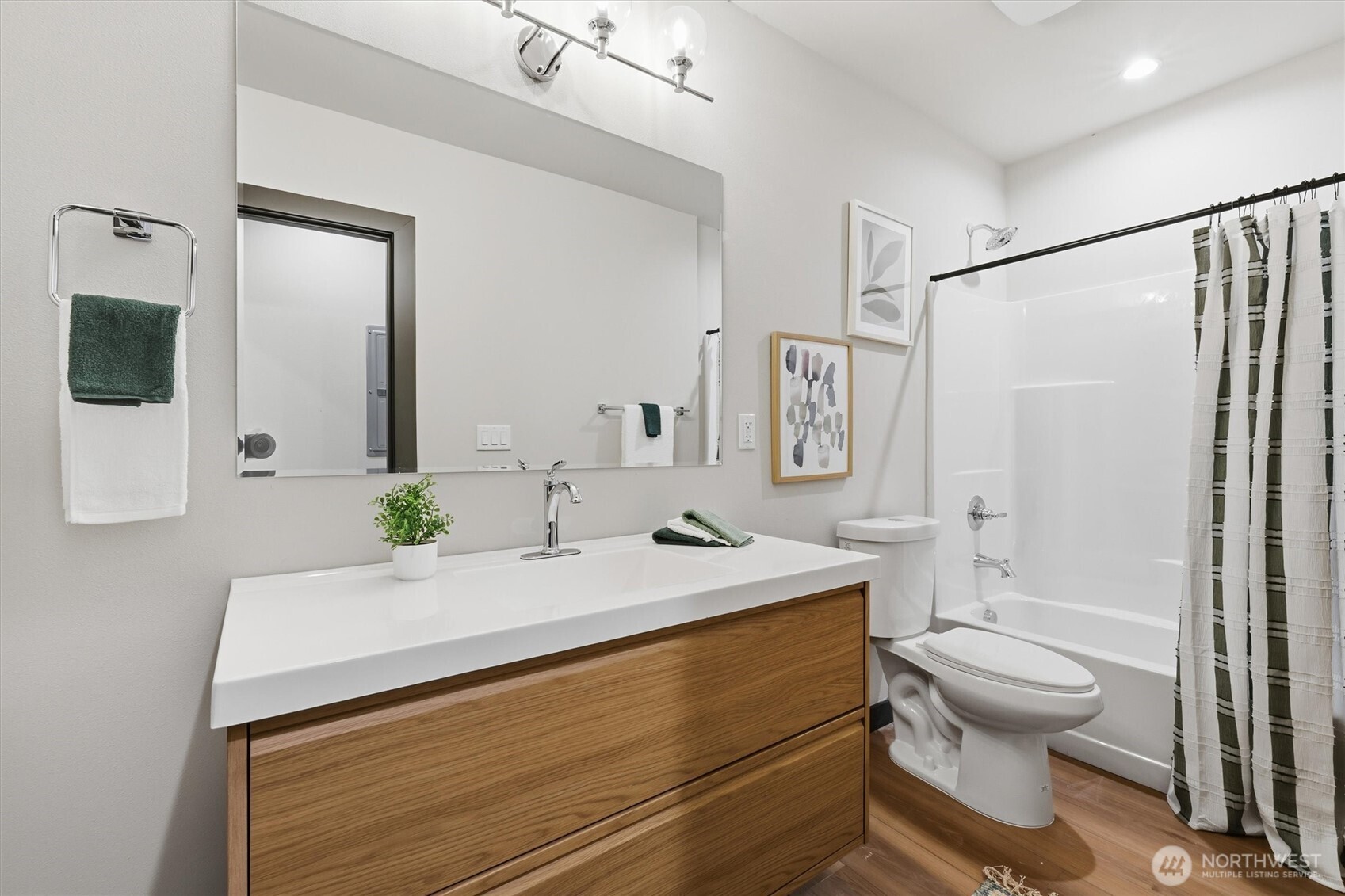 4584 22nd Avenue SW Unit: A