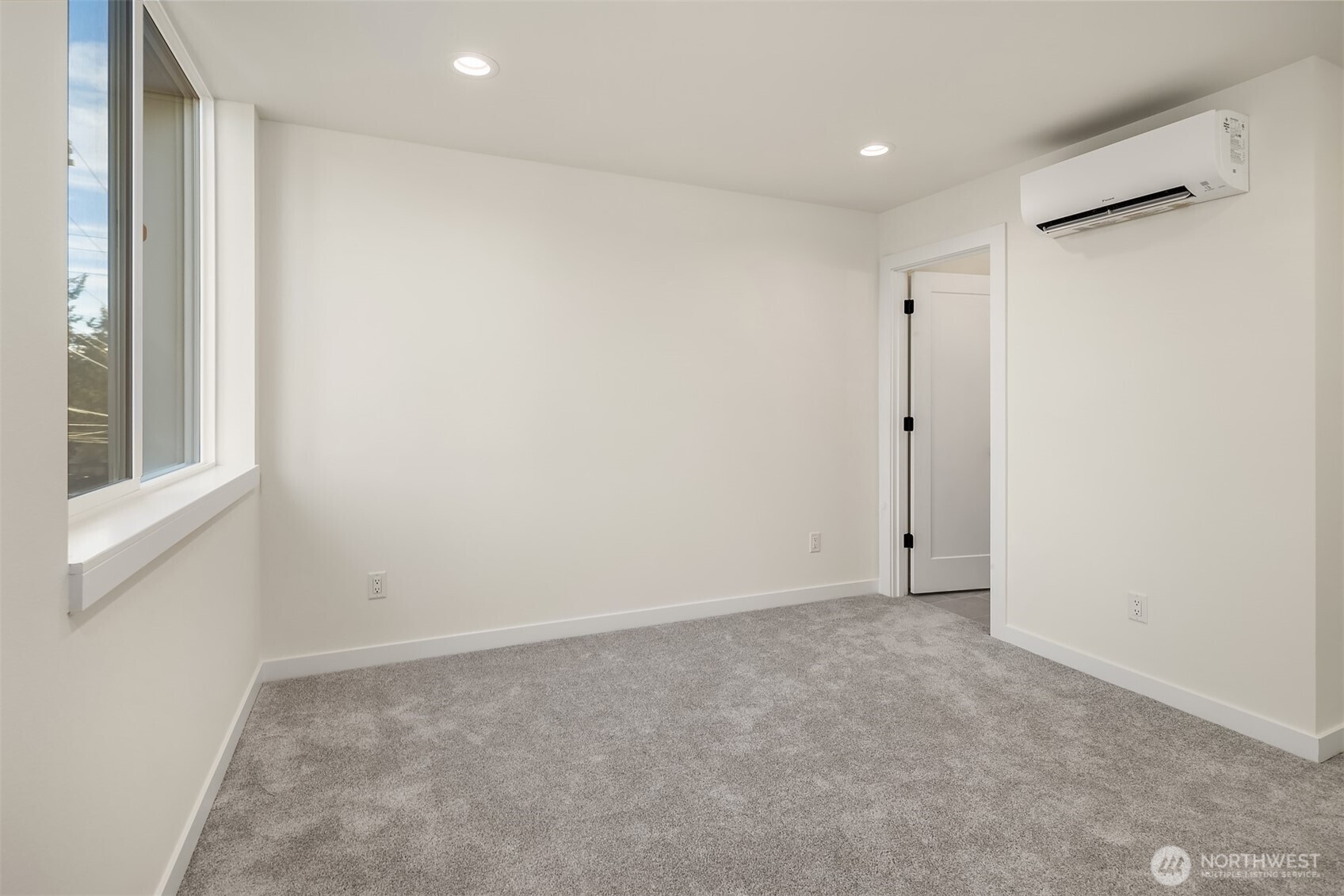 18017 2nd Avenue NE Unit: B