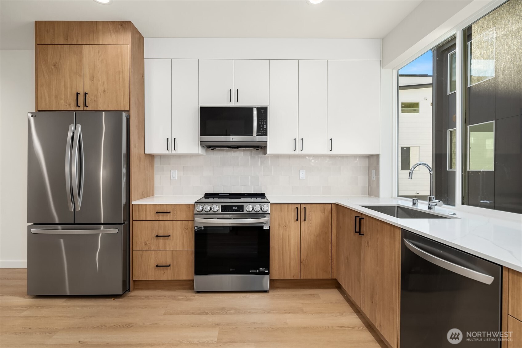 18017 2nd Avenue NE Unit: B