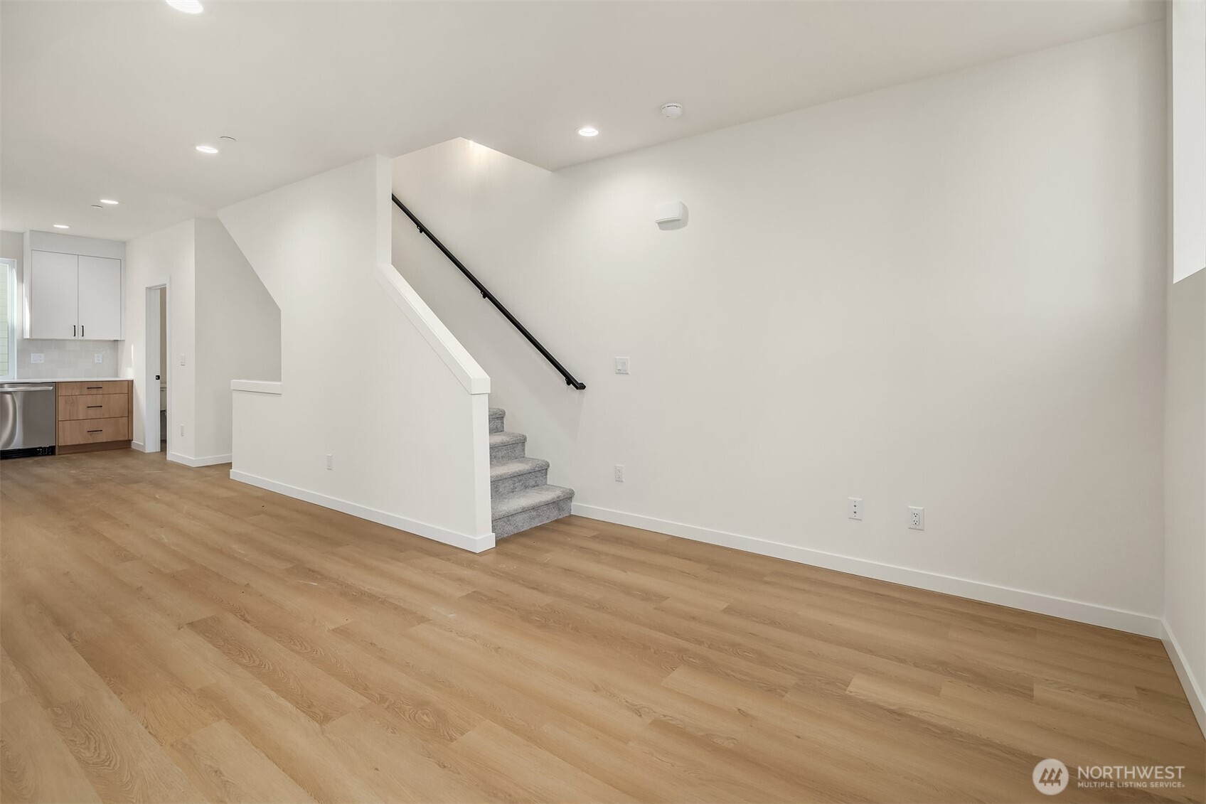 18017 2nd Avenue NE Unit: B