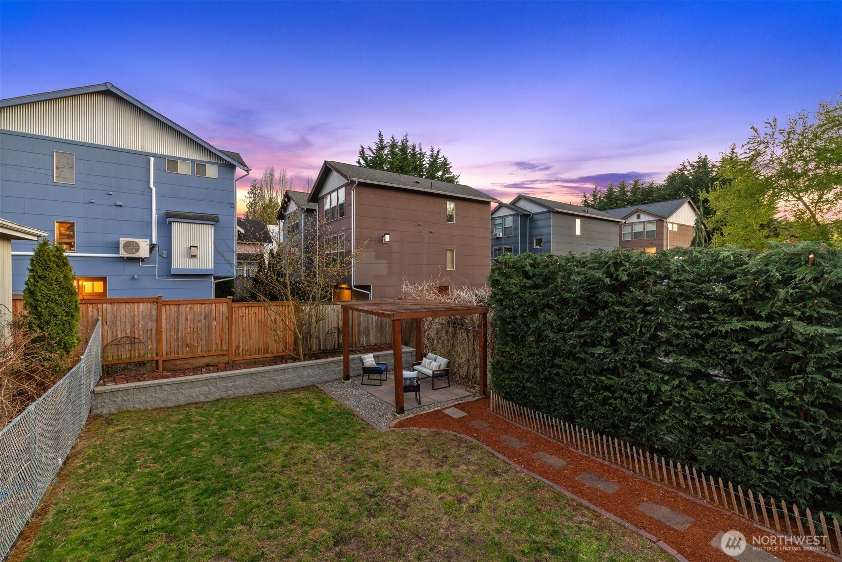 3557 S Hudson Street