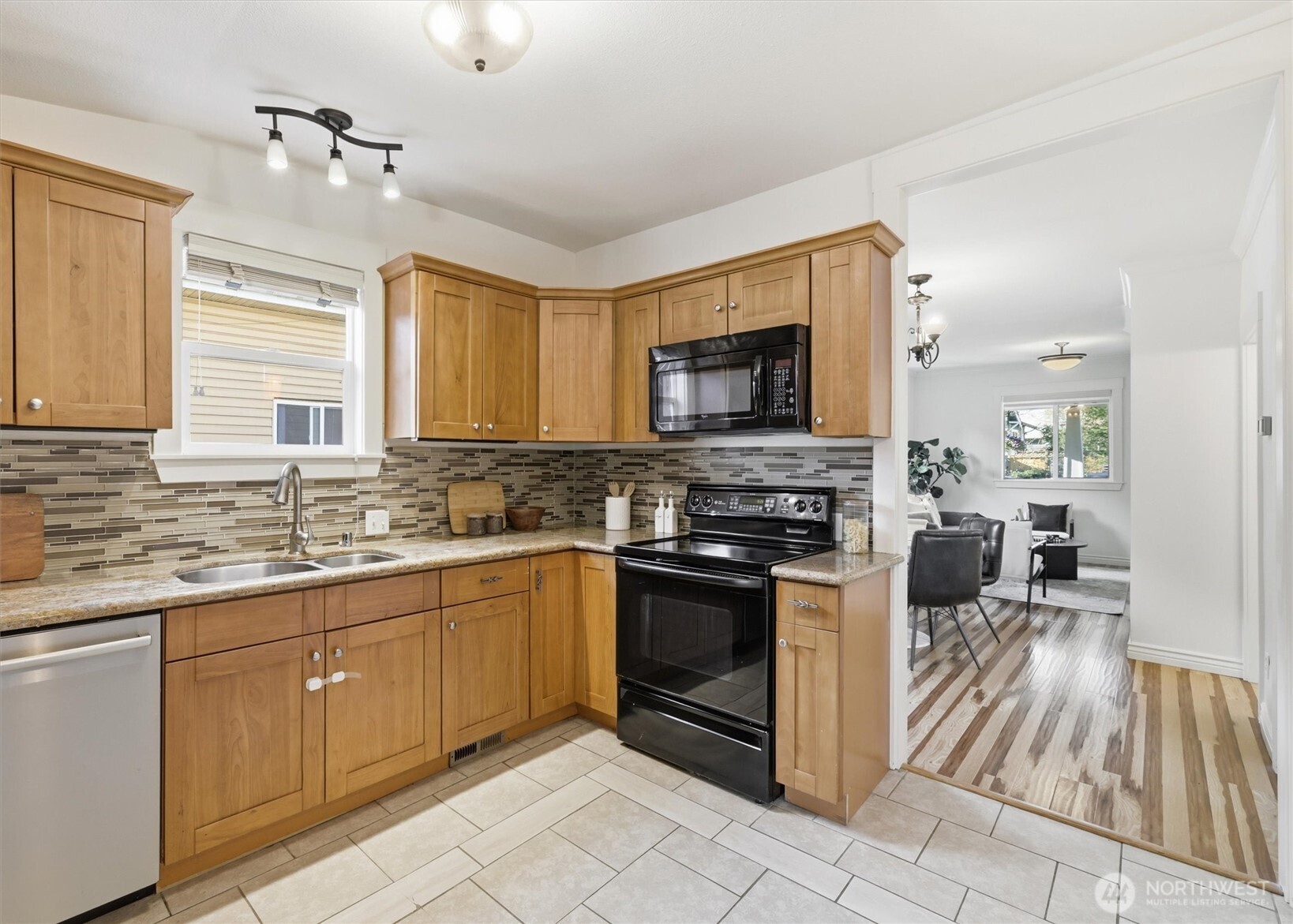 3557 S Hudson Street