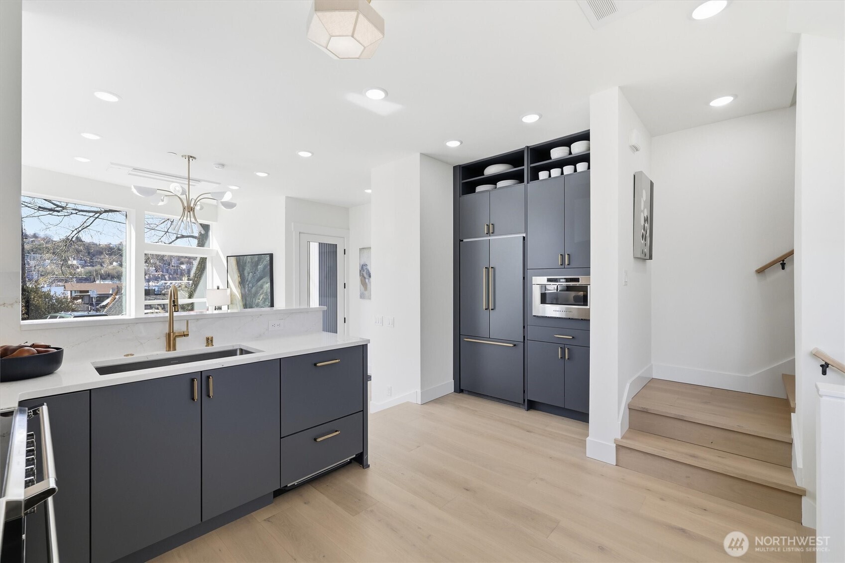 2010 Fairview Avenue E Unit: A