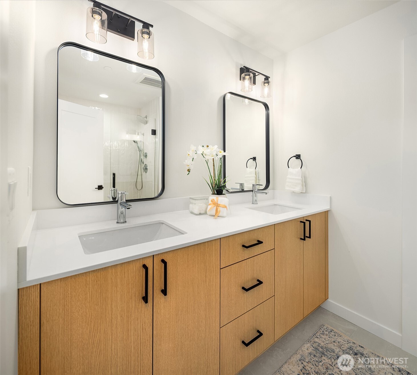 18015 2nd Avenue NE Unit: B