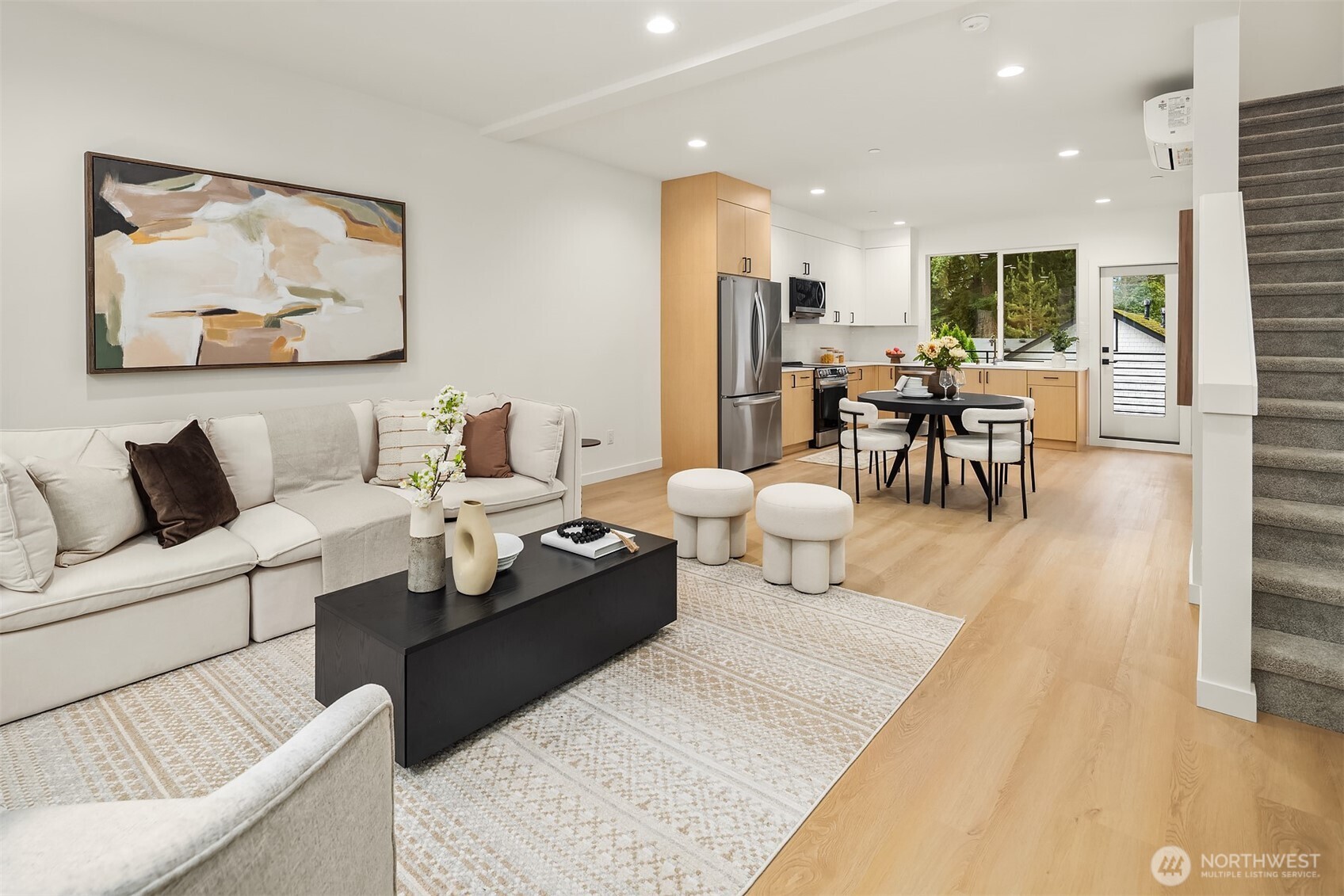 18015 2nd Avenue NE Unit: B