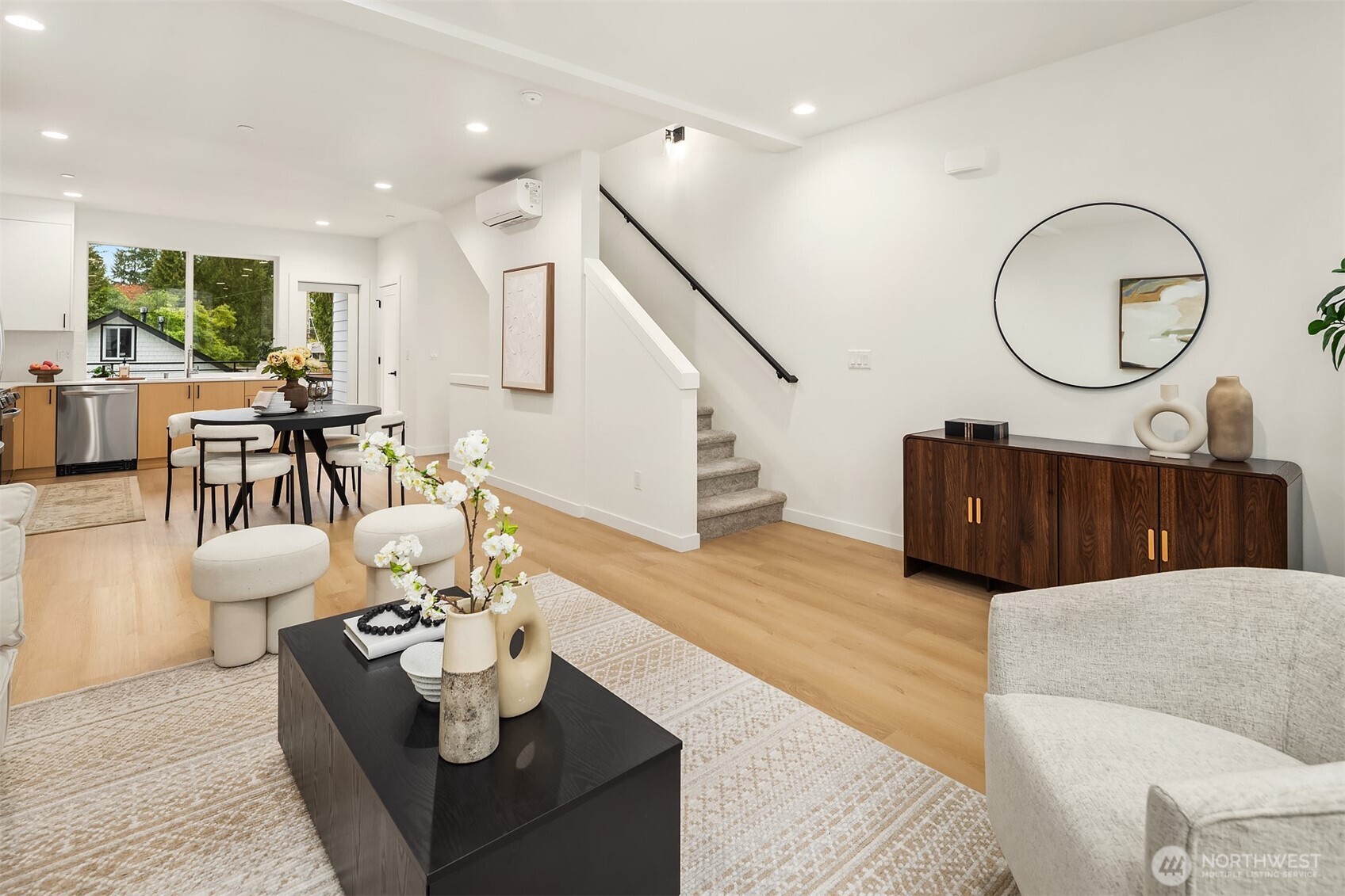 18015 2nd Avenue NE Unit: B