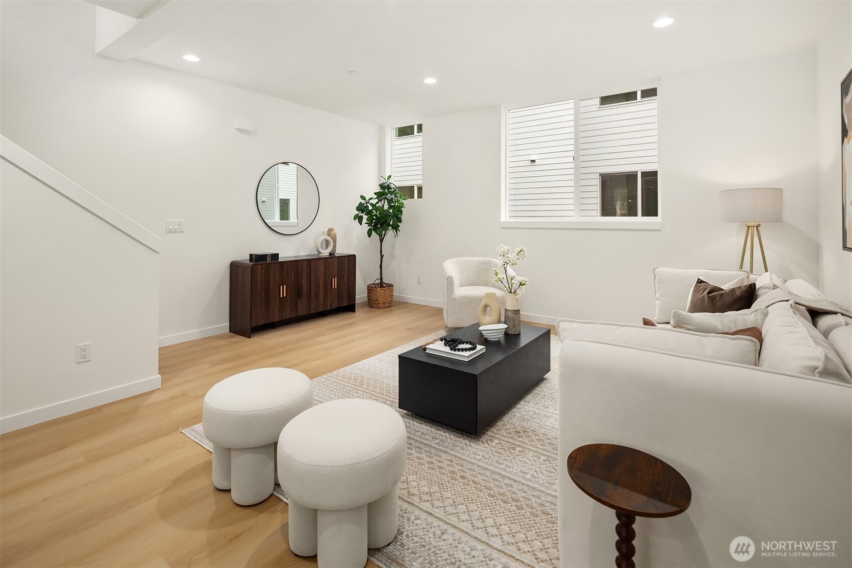 18015 2nd Avenue NE Unit: B