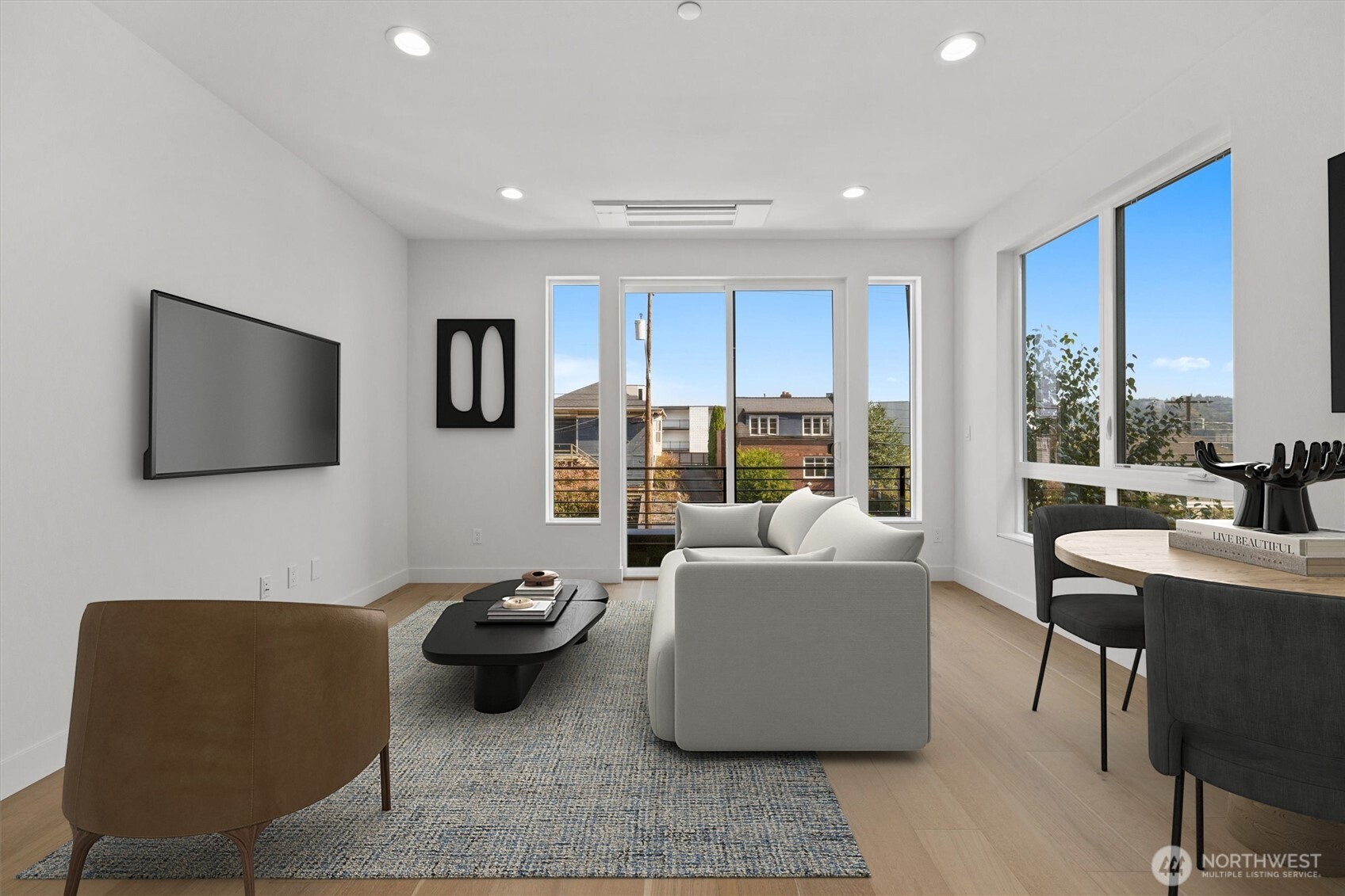 2011 Dexter Avenue N Unit: A