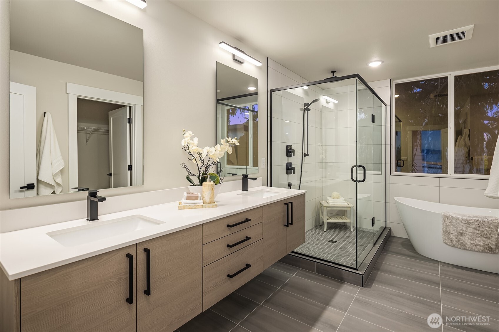 1319 14th Avenue S Unit: A