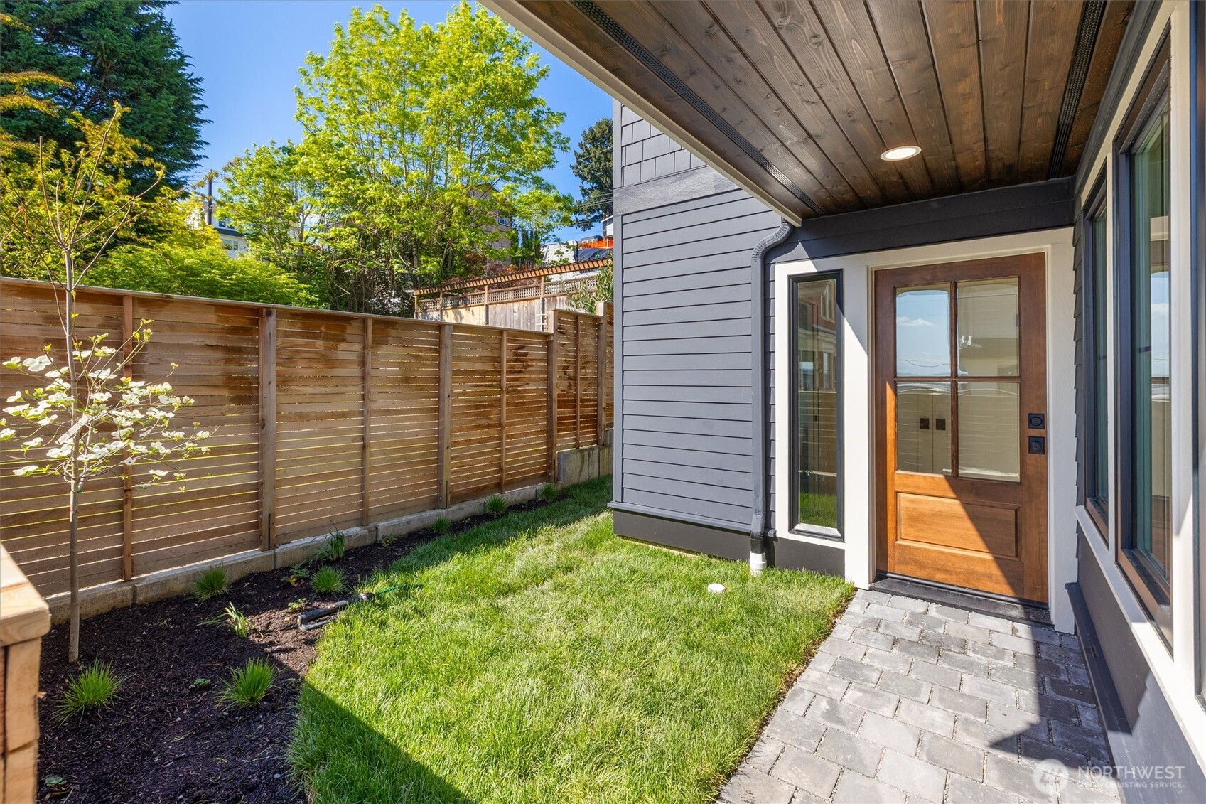 909 32nd Avenue S Unit: C