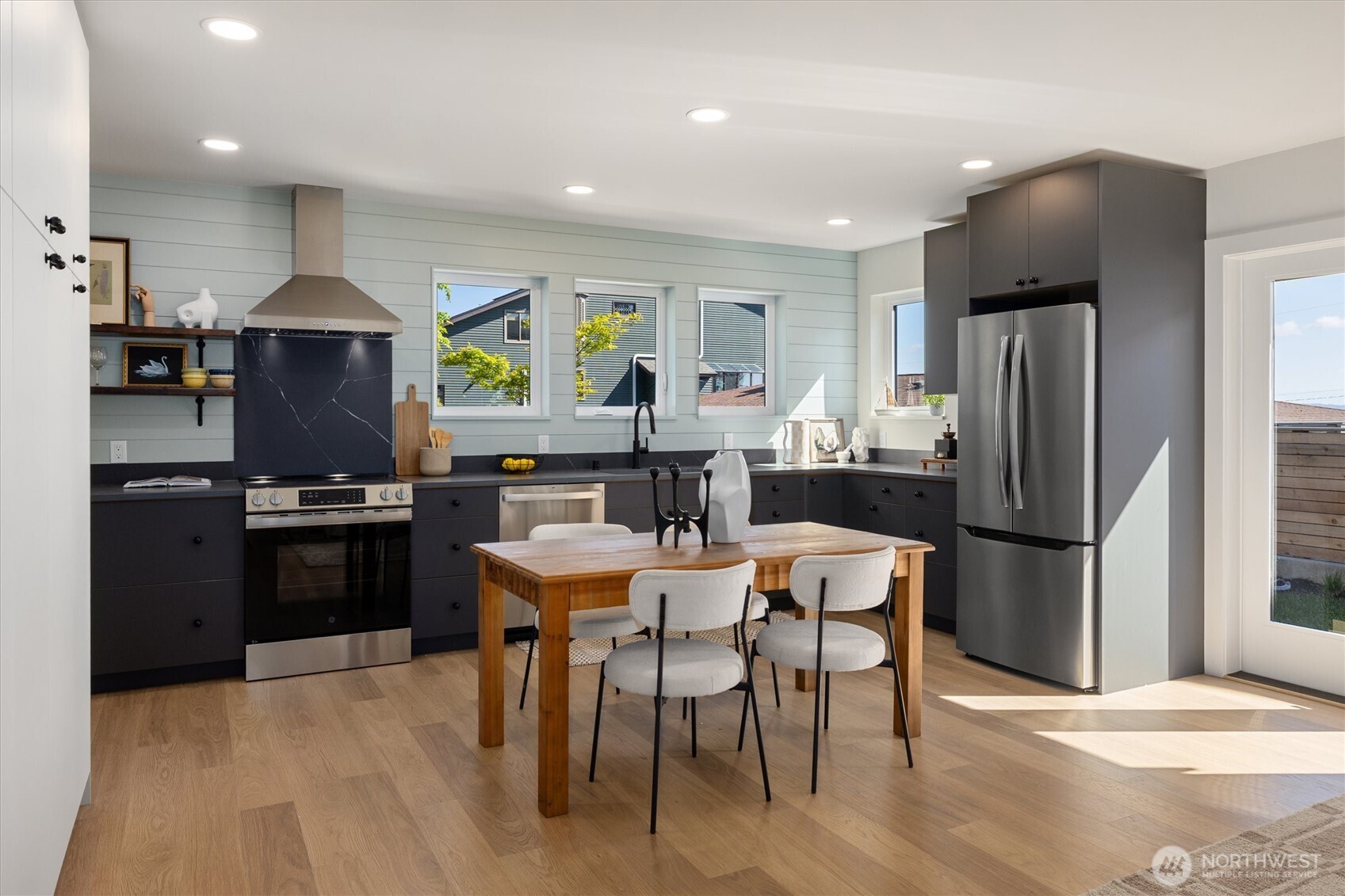 909 32nd Avenue S Unit: C